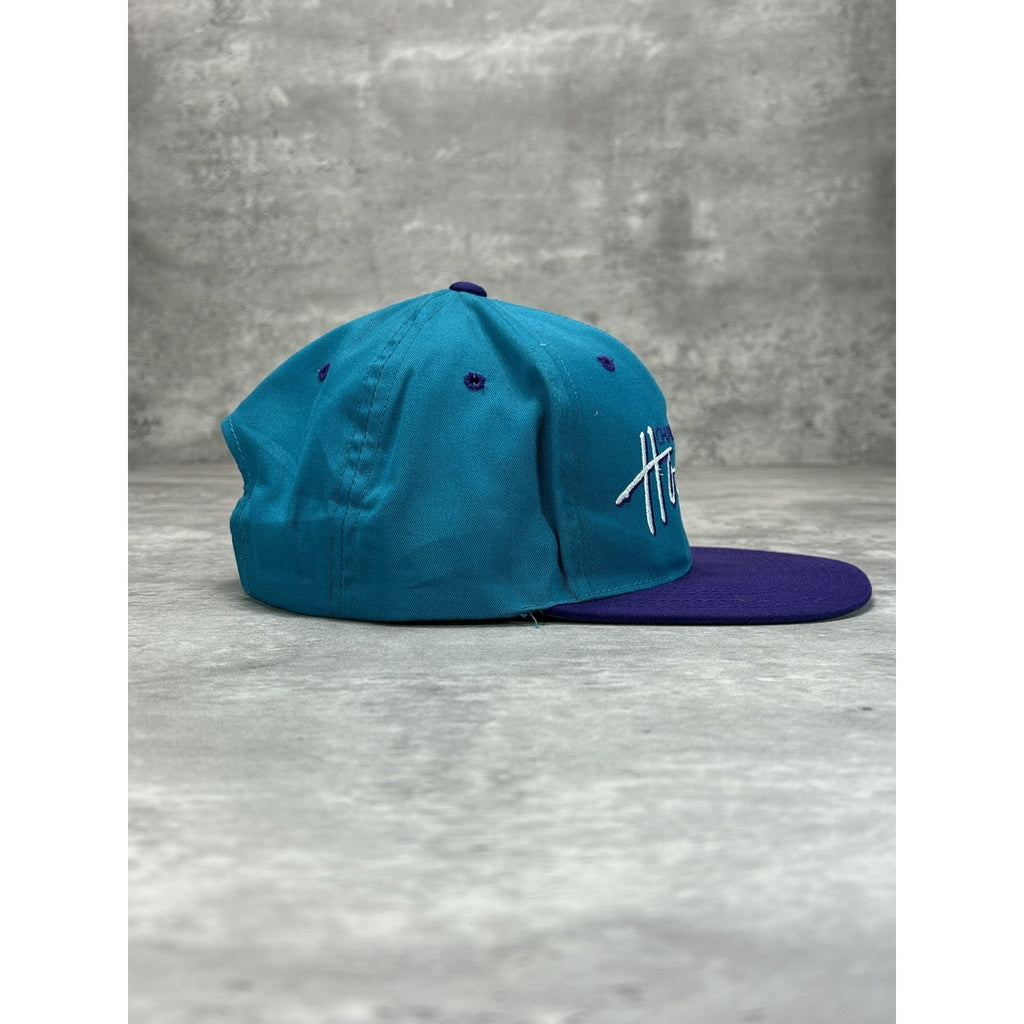 VTG 90s Charlotte Hornets NBA Embroidered Spellout Basketball Snapback Hat OSFA