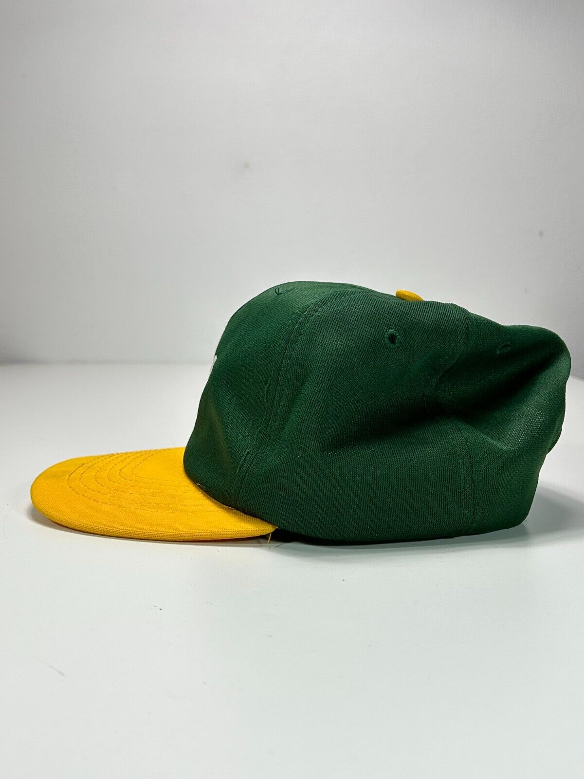 Vintage 80s Oakland Athletic MLB Embroidered Logo Snapback Hat OSFA Green