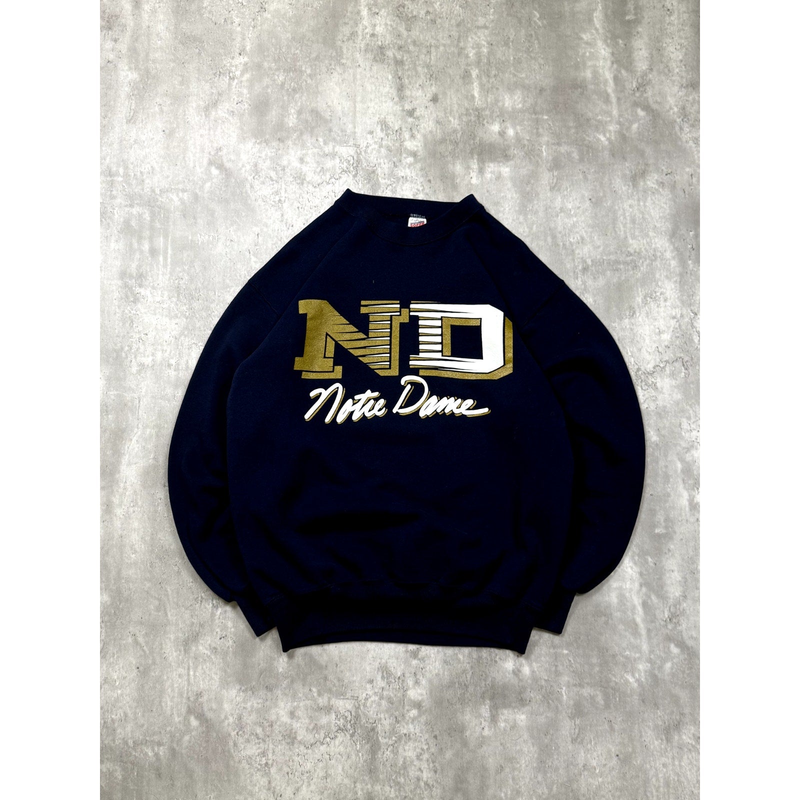 Vintage Notre Dame Fighting Irish NCAA Script Spellout Sweatshirt Size Large