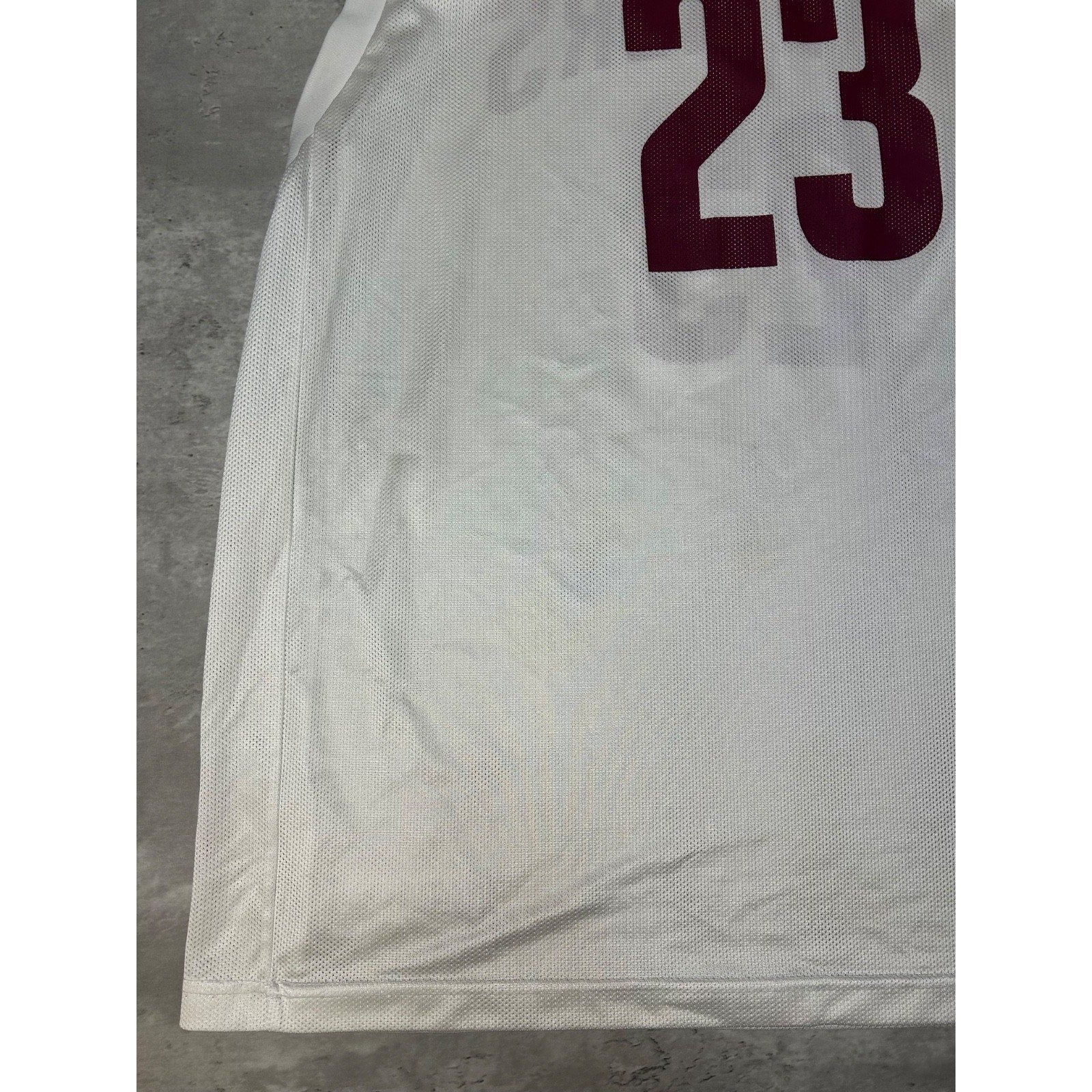 Vintage Lebron James #23 Cleveland Cavaliers NBA Basketball Jersey Size XL