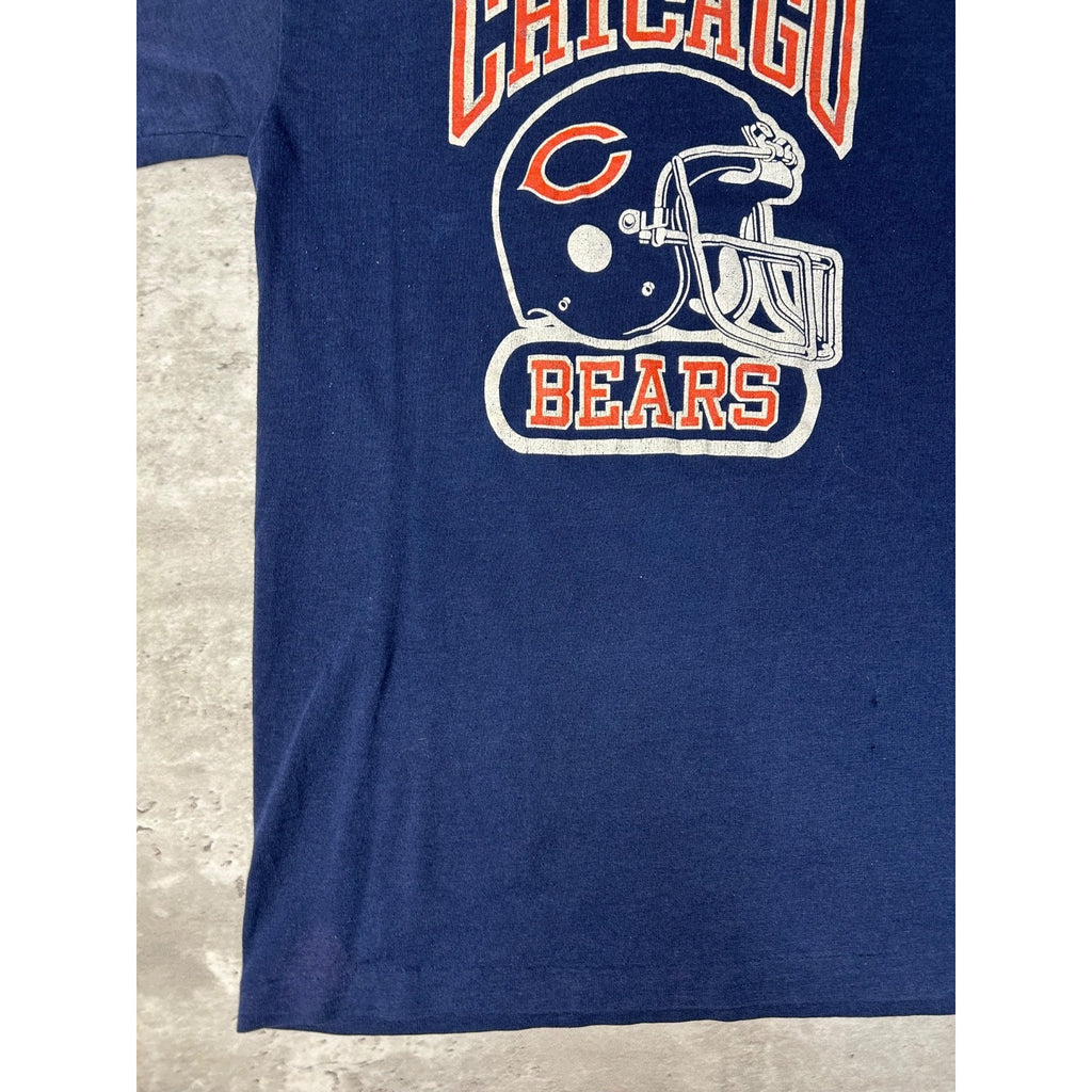 Vintage 80s Chicago Bears NFL Helmet Spellout Graphic Football T-Shirt Sz Medium