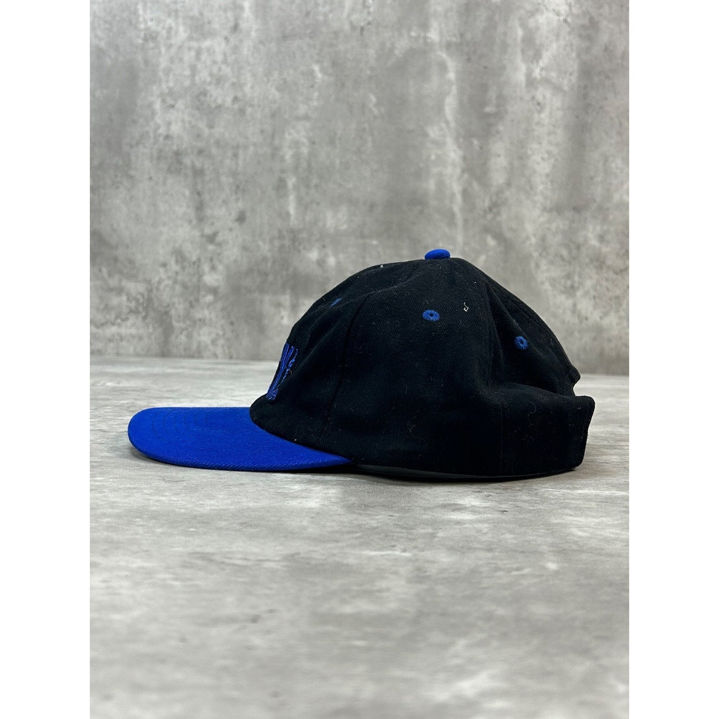 Vintage 90s Lipton Brisk Embroidered Spellout Strapback Hat OSFA