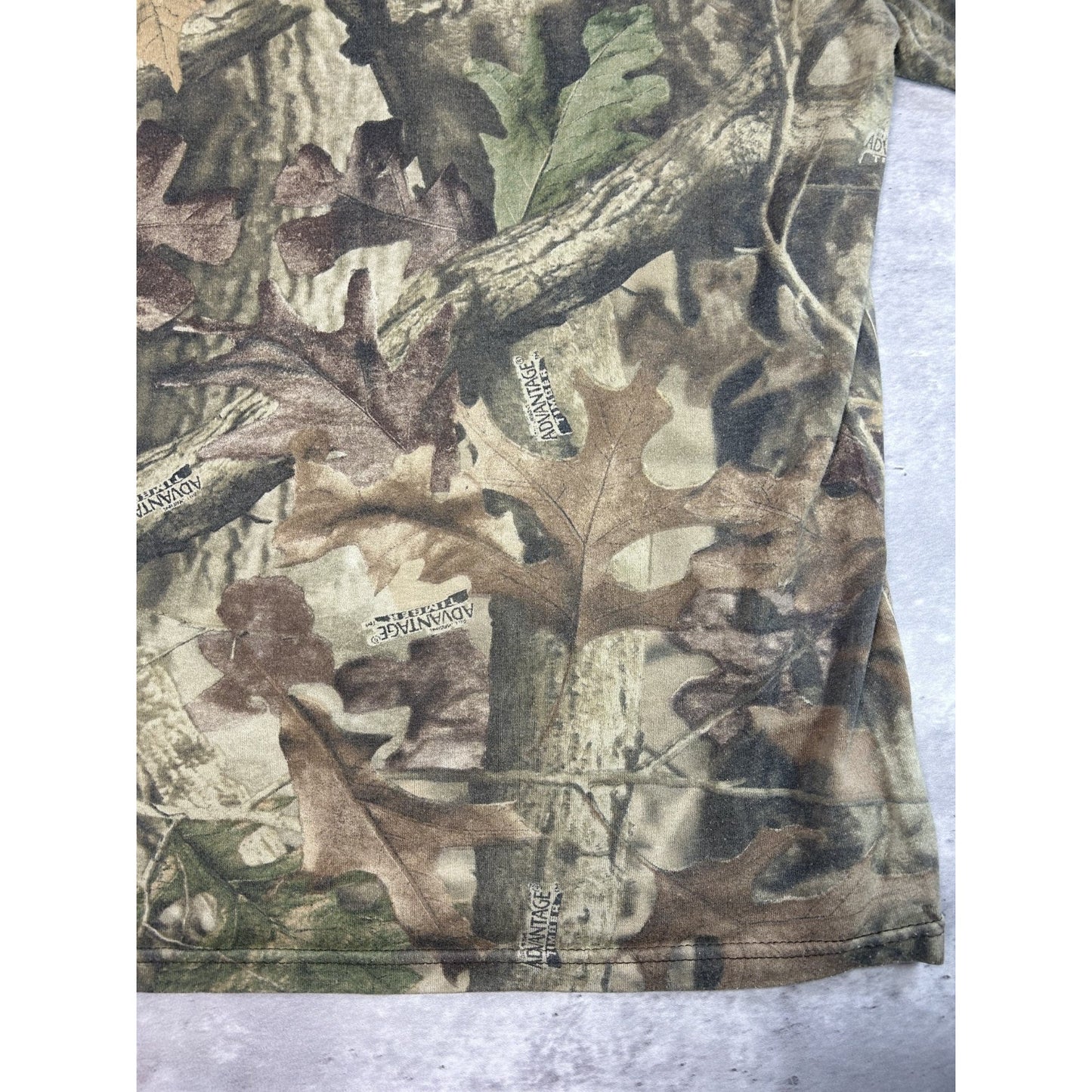 Vintage 90s Advantage Timber Tree Camo Pocket Hunting T-Shirt Size 2XL