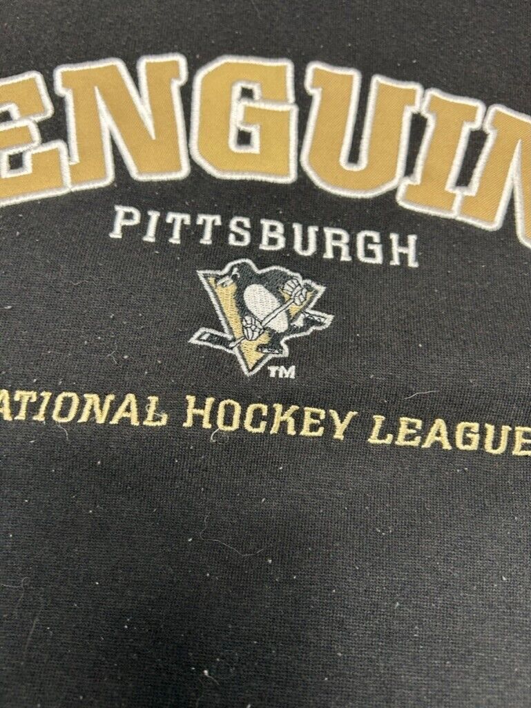 Vintage Pittsburgh Penguins NHL Embroidered Spellout Hockey Sweatshirt Sz Medium