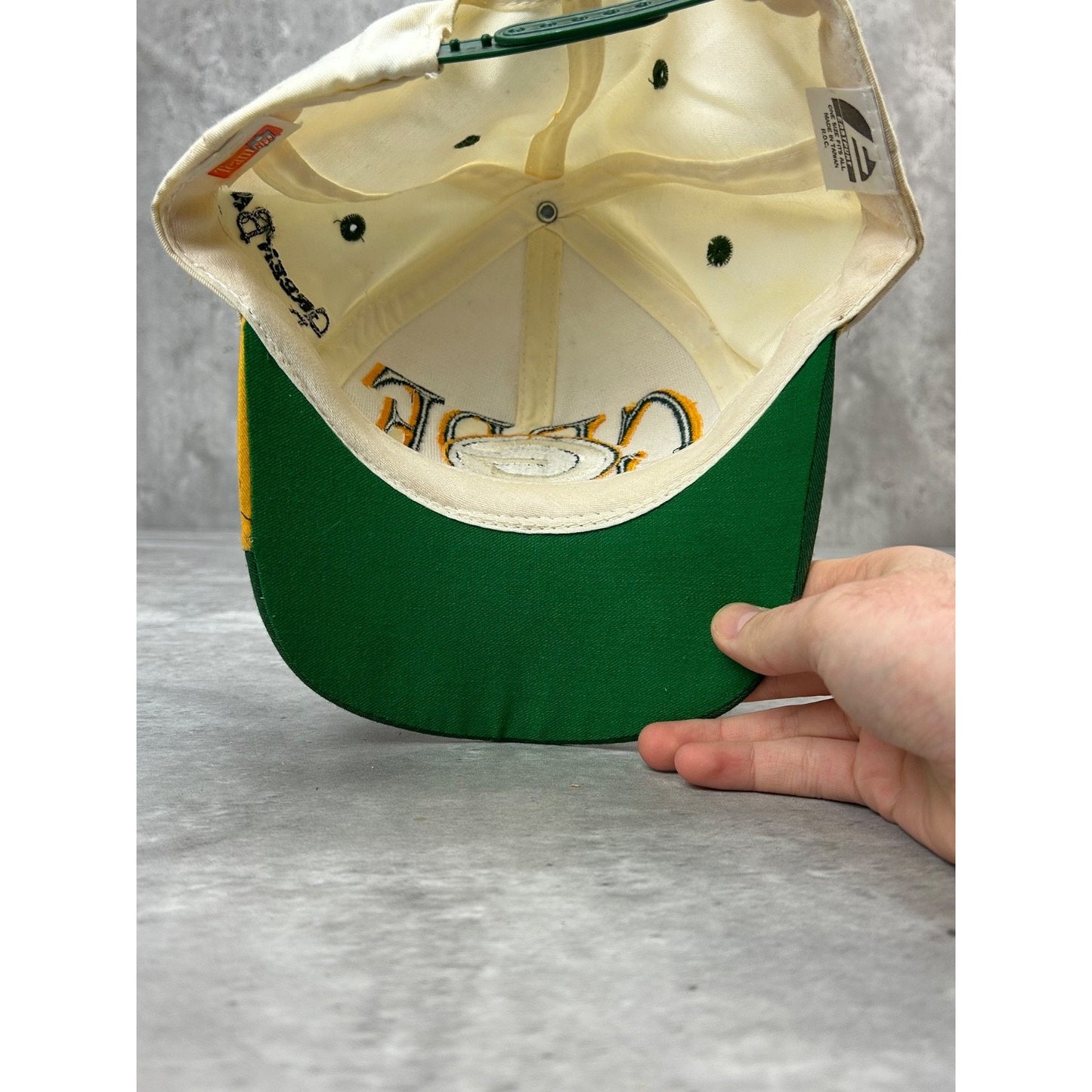 Vintage 90s Green Bay Packers NFL Embroidered Logo Football Snapback Hat OSFA