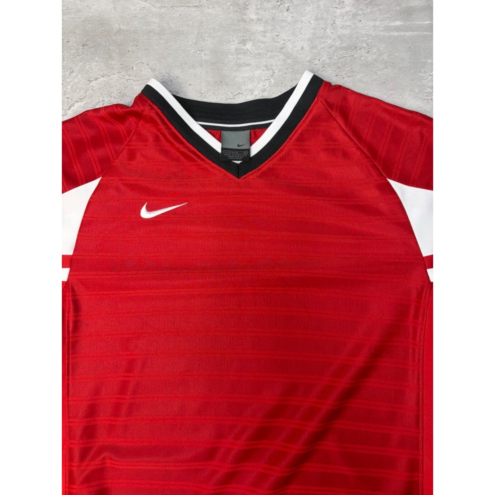 Vintage 2000s Nike Embroidered Swoosh Nike YOUTH Soccer Jersey Size Large