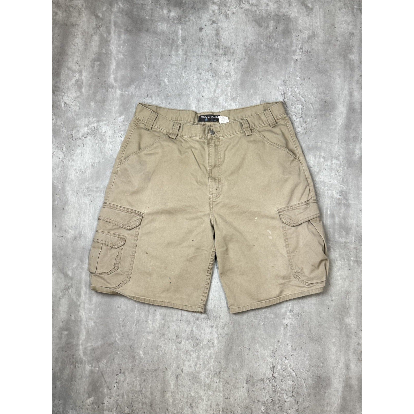 Vintage Y2K Levis Silver Tab Khaki Cargo Shorts Size 38 Beige