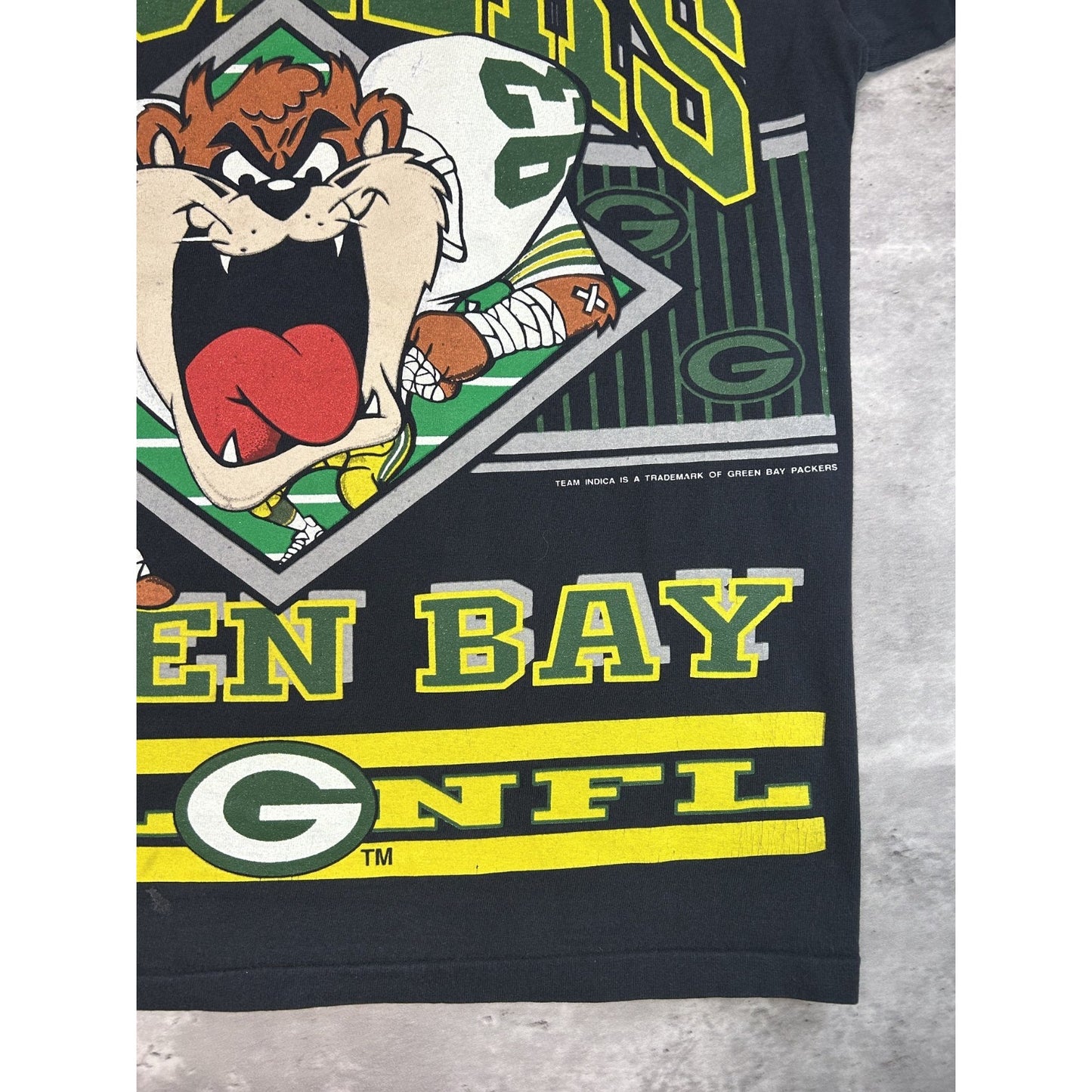 Vintage 1992 Green Bay Packers NFL Looney Tunes Taz Big Graphic T-Shirt Sz Large