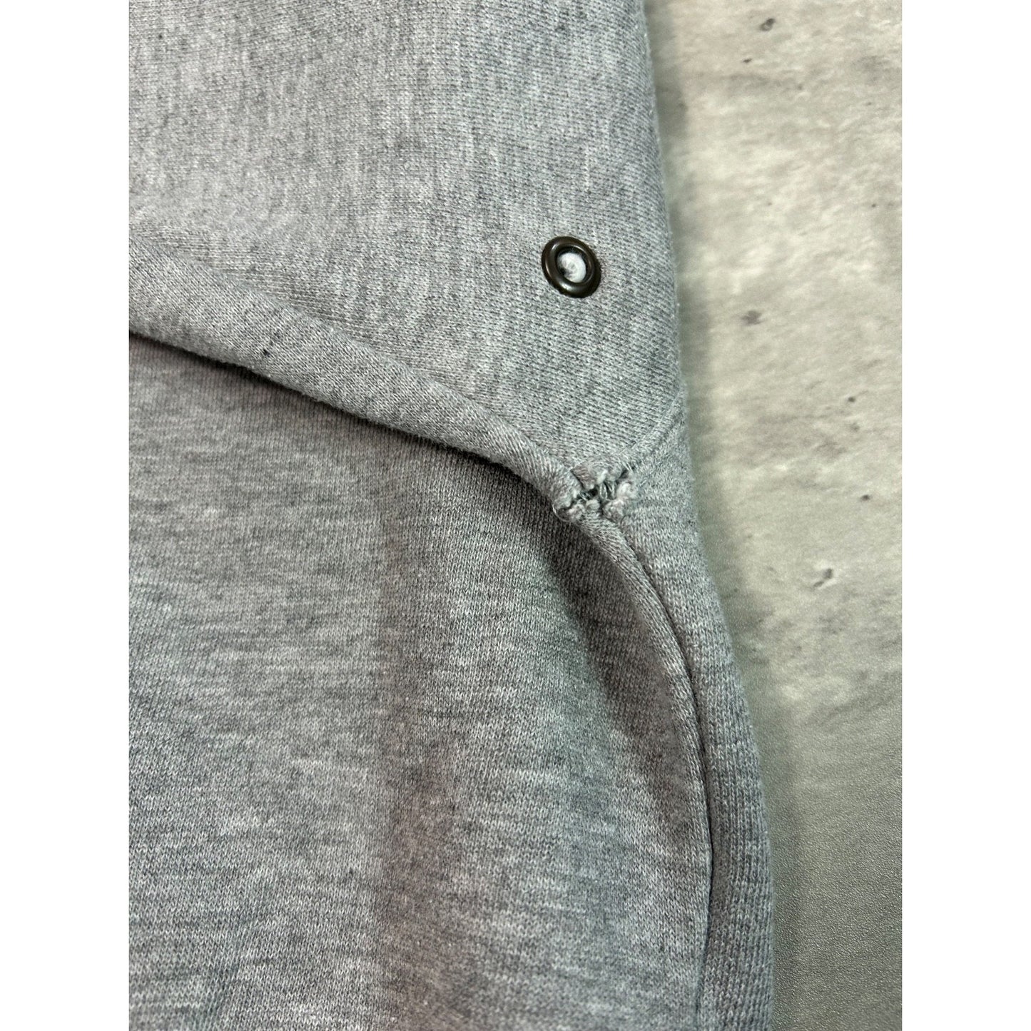 Vintage Detroit Red Wings NHL Embroidered Logo Hooded Sweatshirt Size XL