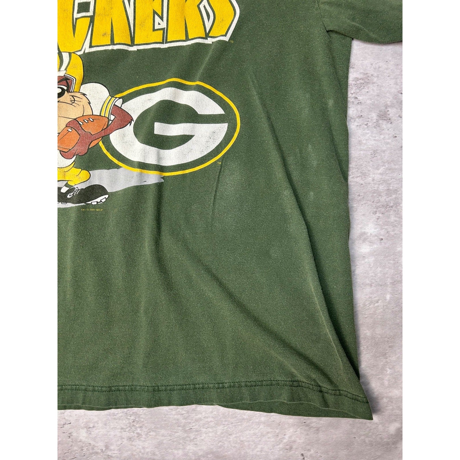 Vintage 1997 Green Bay Packers NFL Looney Tunes Taz Graphic T-Shirt Size XL