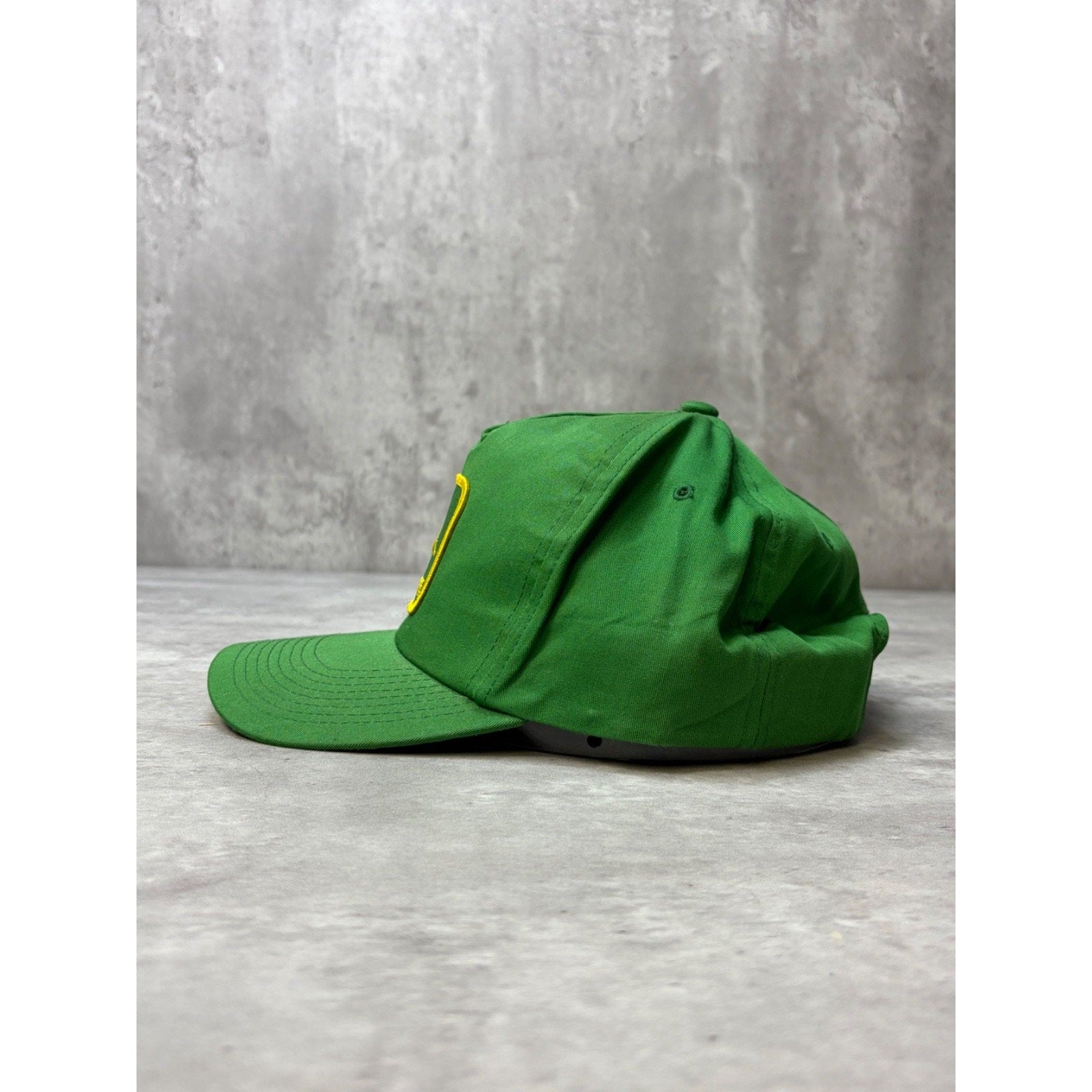 Vintage 80s/90s John Deere Embroidered Logo Green Snapback Hat OSFA