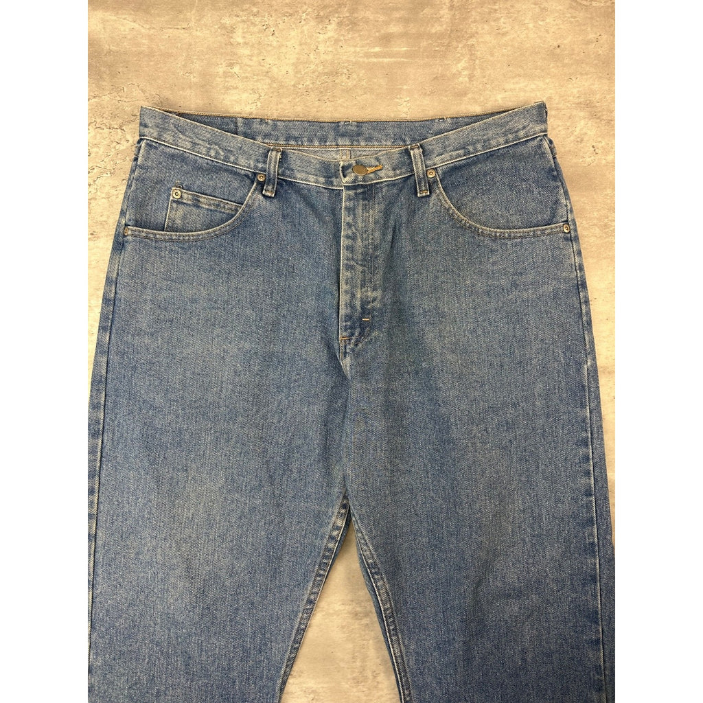 Vintage Wrangler Authentic Jeans Medium Wash Denim Pants Size 37 Blue
