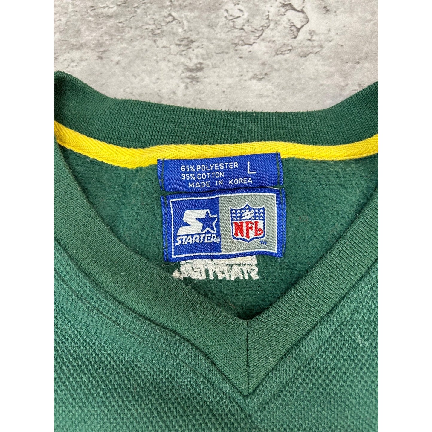 Vintage 90s Green Bay Packers NFL Embroidered Starter Tailsweep Sweatshirt Large
