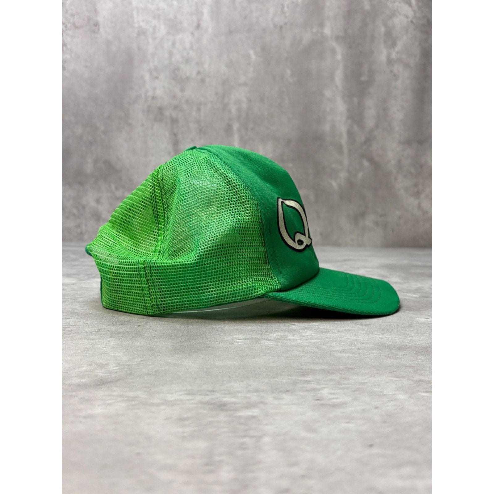 Vintage 80s Quaker State Racing Graphic Spellout Trucker Snapback Hat OSFA