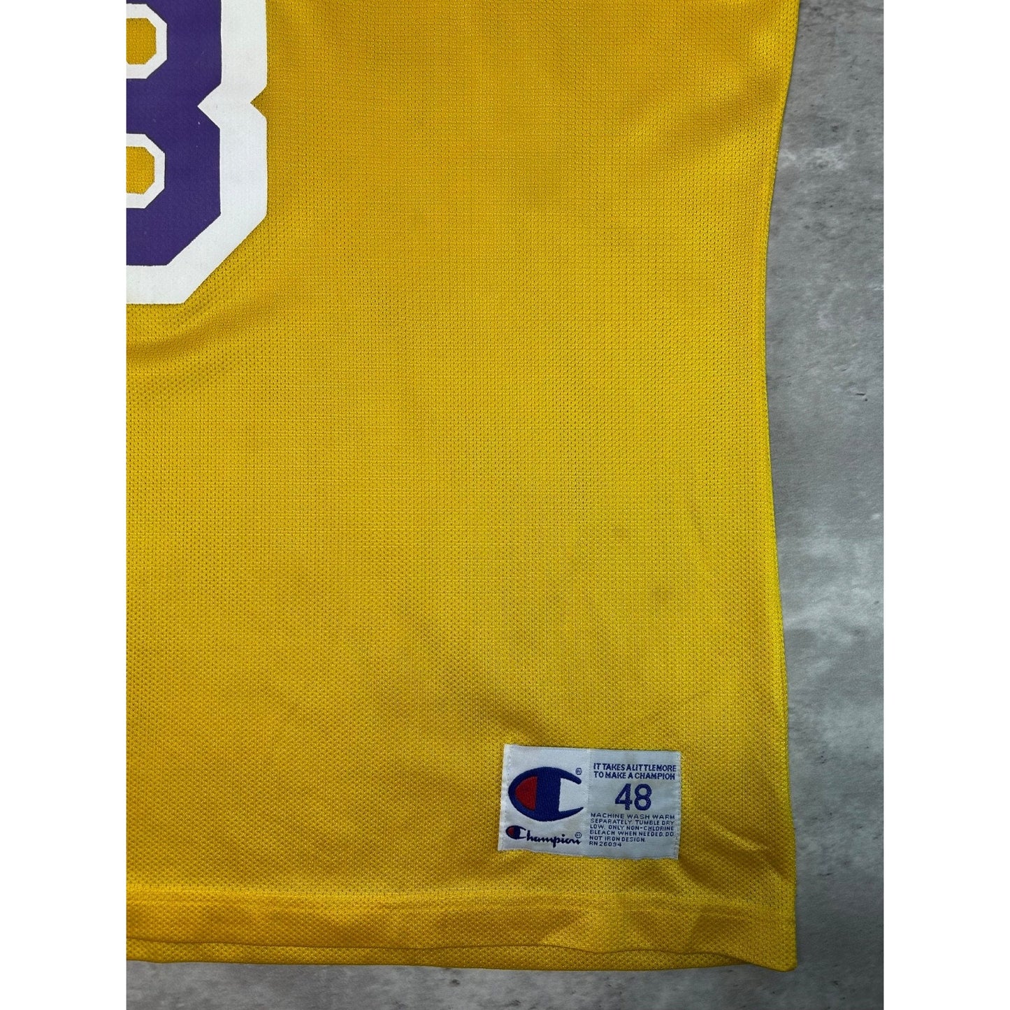 Vintage Kobe Bryant #8 Los Angeles Lakers NBA Champion Jersey Size XL