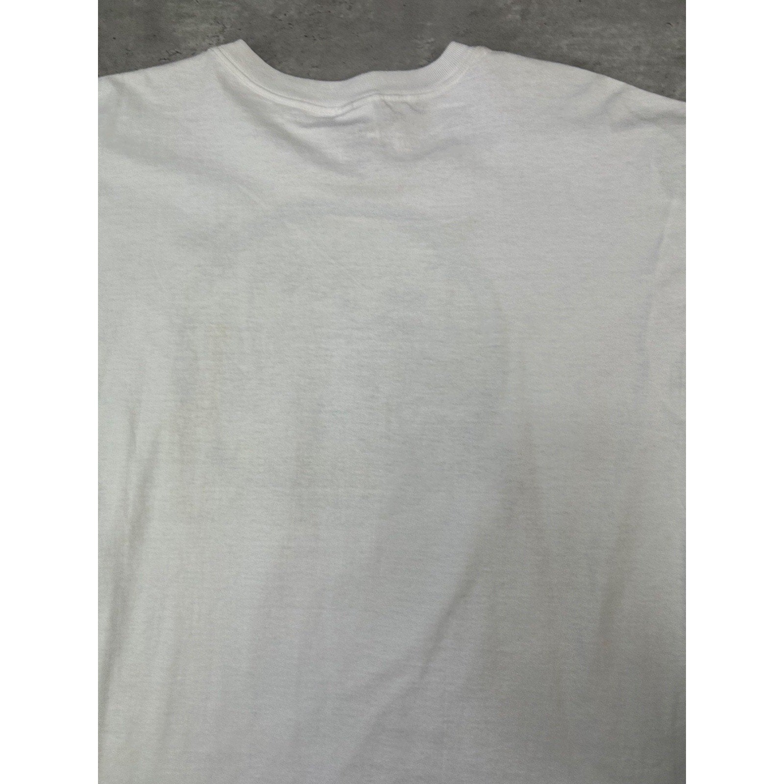 Vintage Millenium 2000 Animal Nature Graphic Cropped T-Shirt Size XL