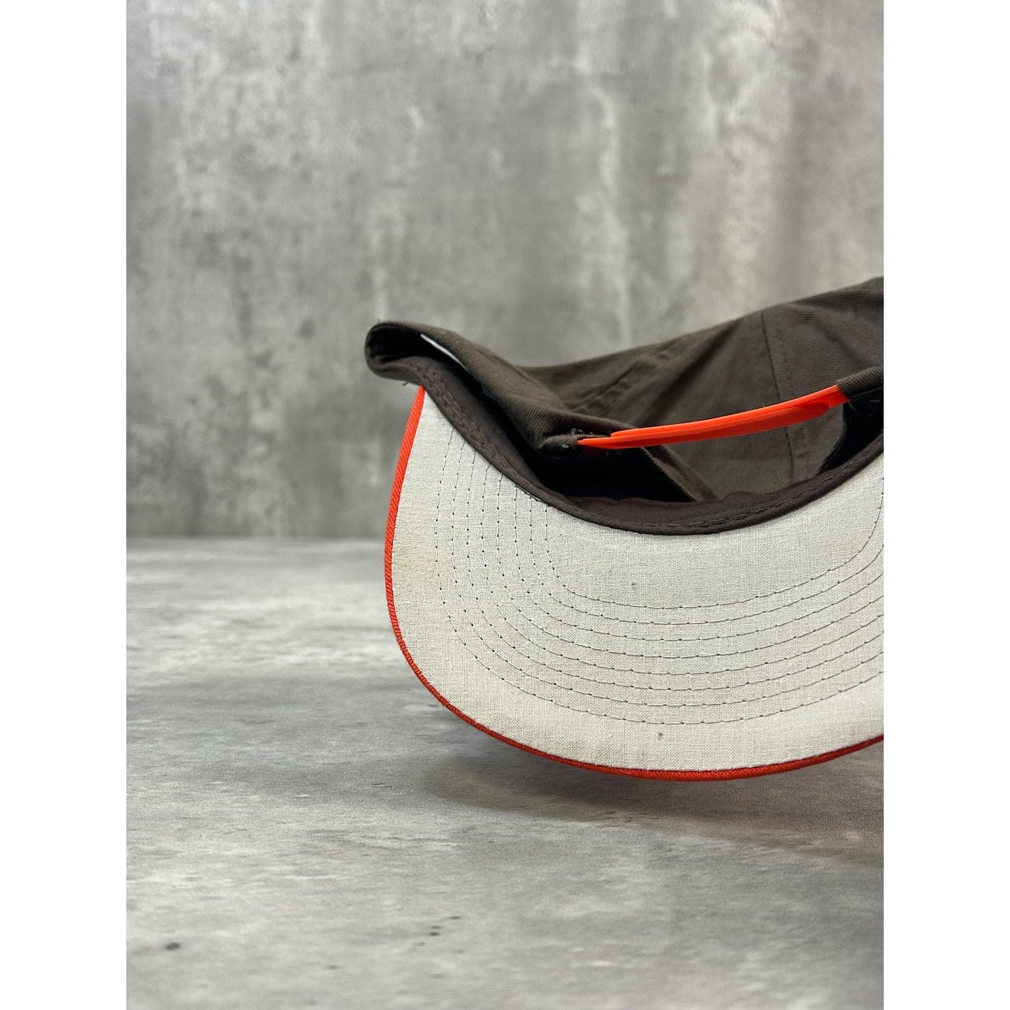 Vintage 90s Cleveland Browns NFL Embroidered Logo Athletics Snapback Hat OSFA