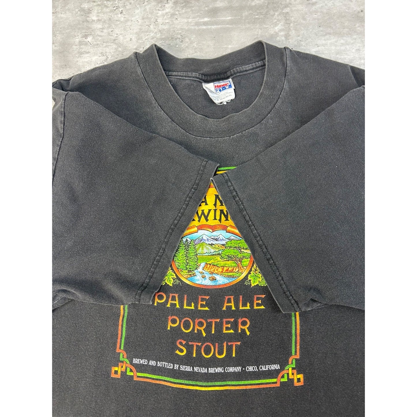 Vintage Sierra Nevade Brewing Co Beer Promo Brewery Graphic T-Shirt Size XL