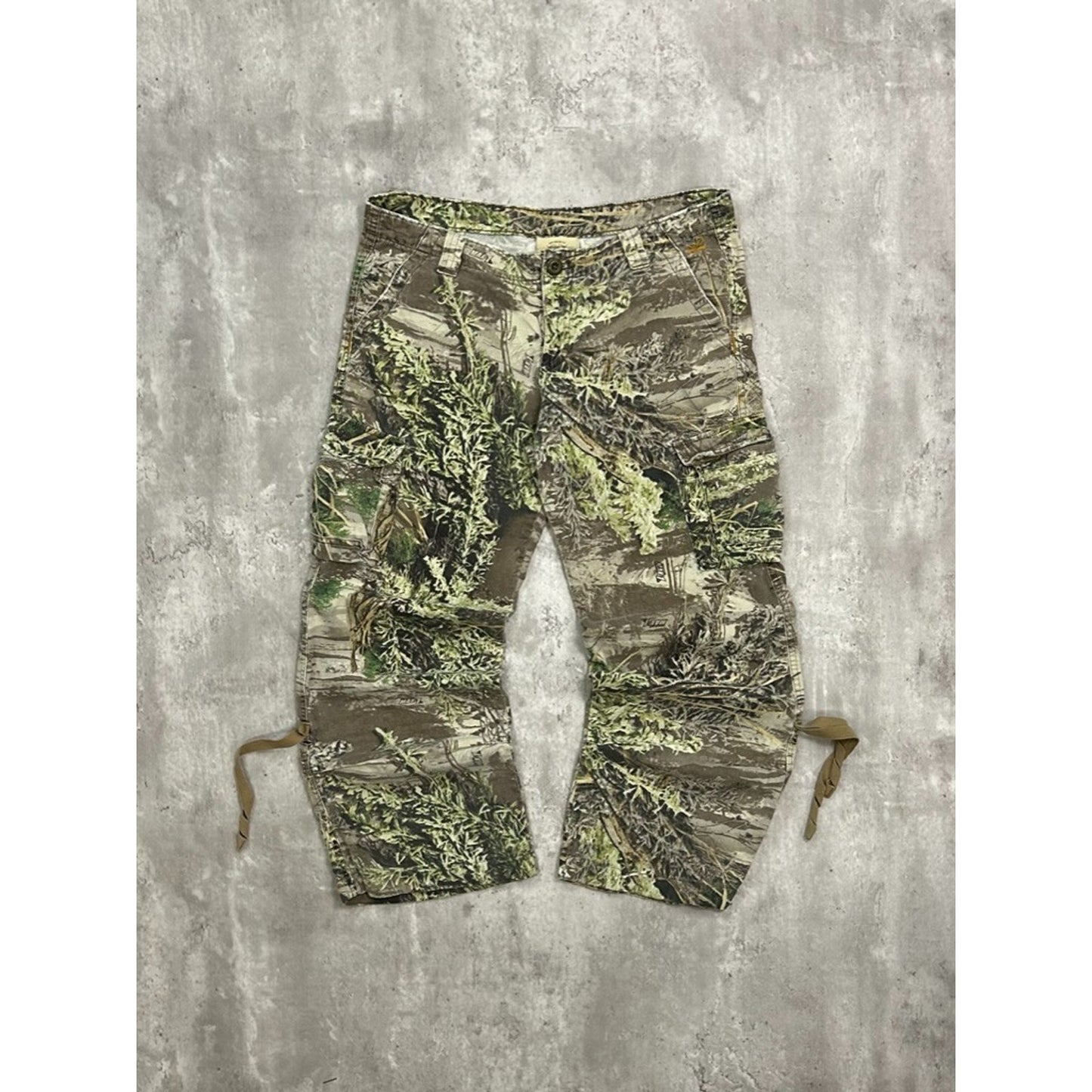 Vintage Women's Realtree Girl Max-1 Tree Camo Hunting Cargo Pants Size 35