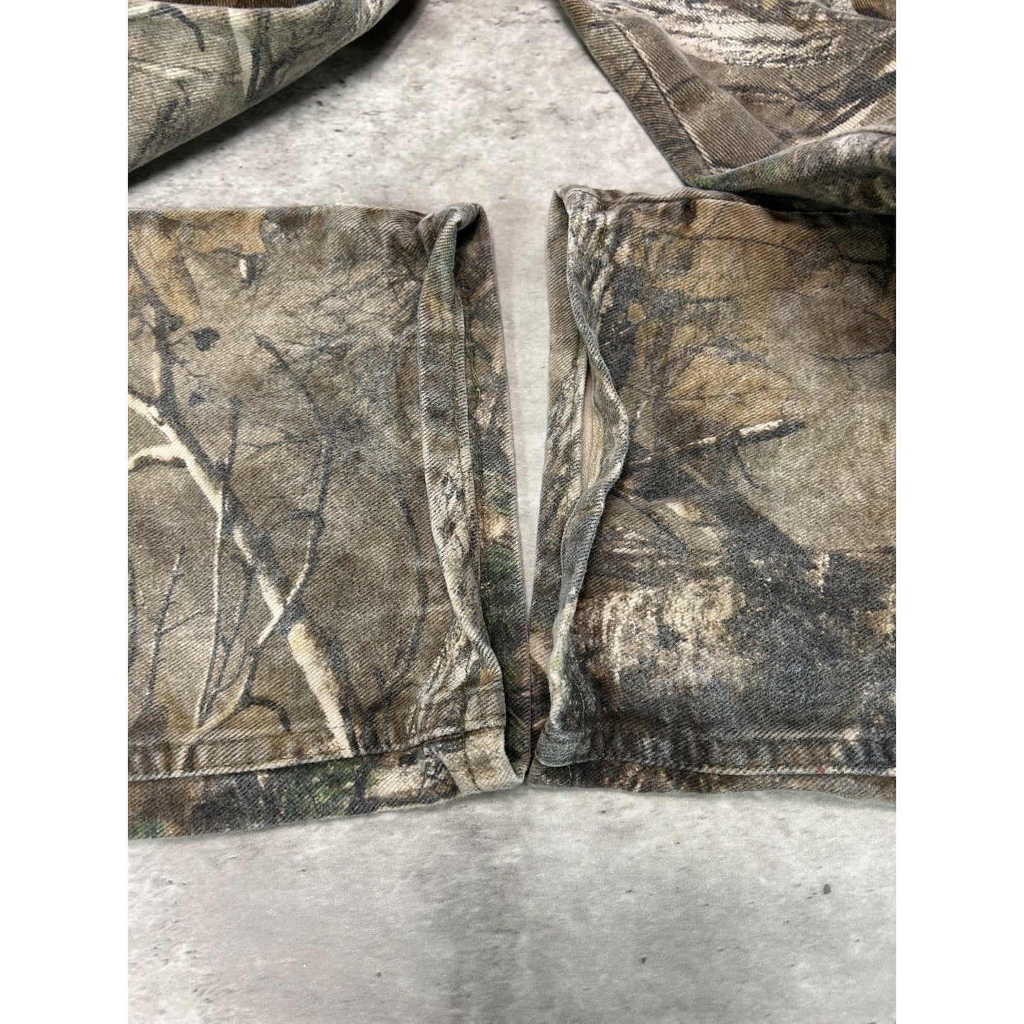Vintage Realtree Camo Utility Cargo Hunting Pants Size 39