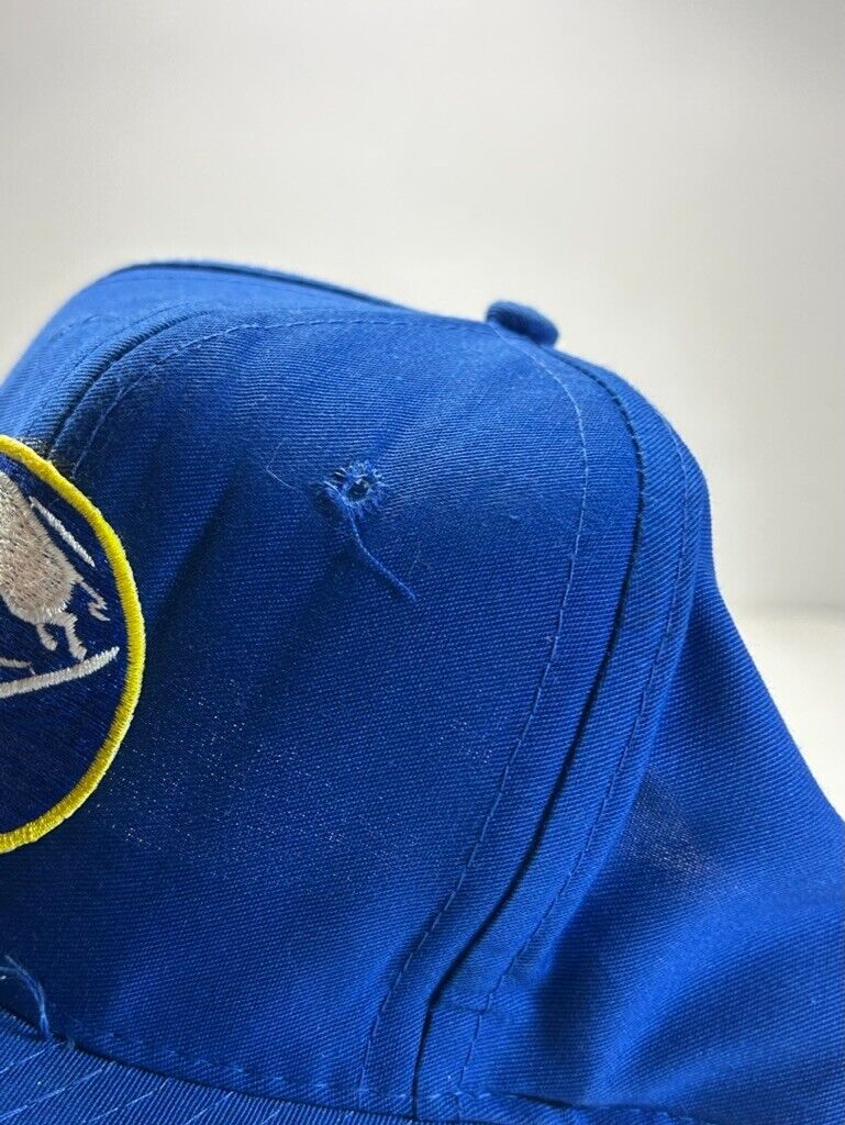 Vintage 90s Buffalo Sabres NHL Embroidered Patch Hockey Snapback Hat OSFA