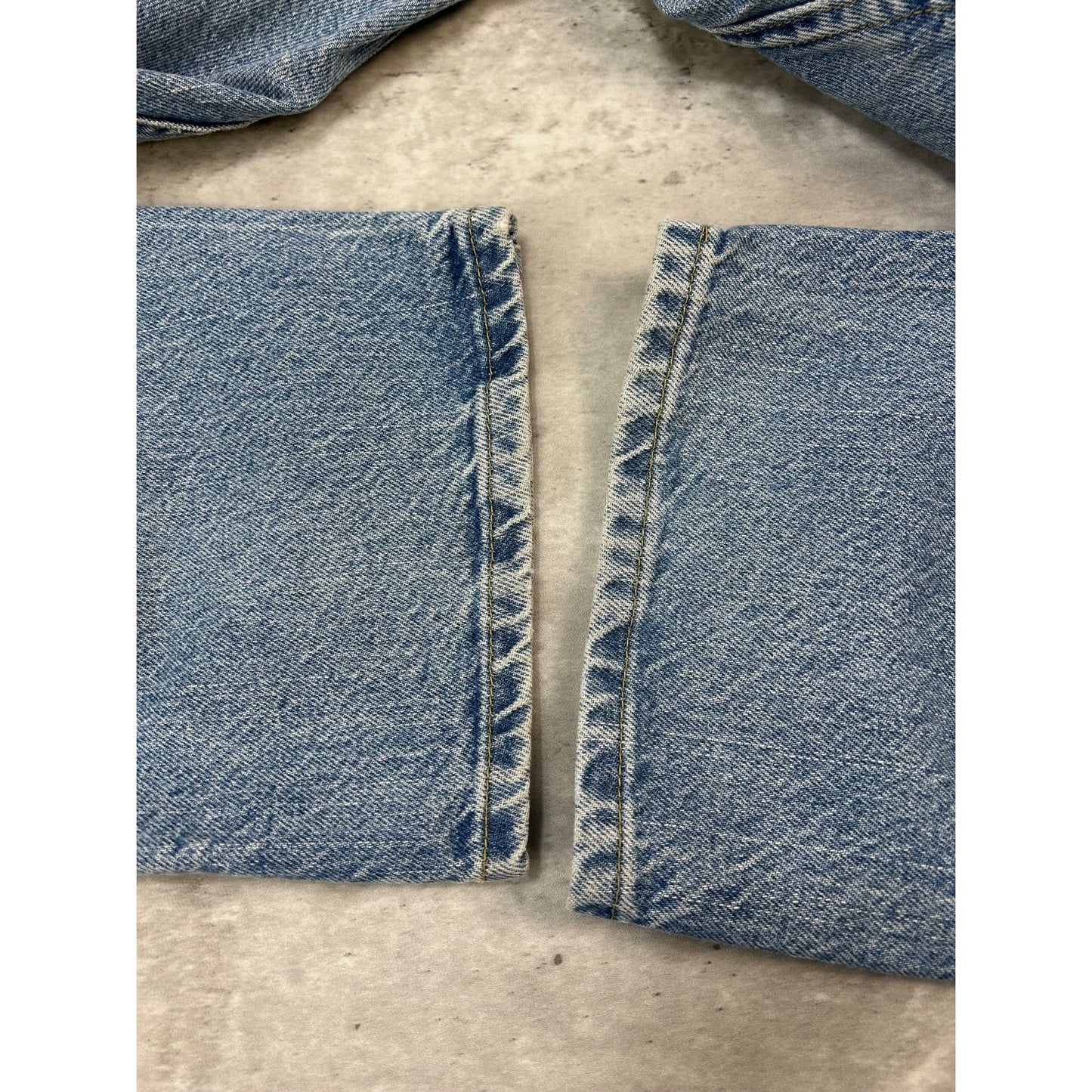 Vintage 90s Lee Regular Fit Light Wash Denim Pants Size 37 Blue