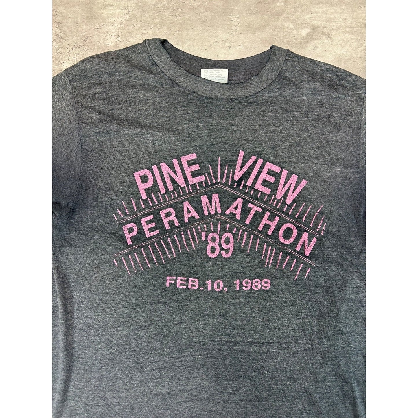 Vintage 1989 Pine View Permathon Graphic Spellout T-Shirt Size Large