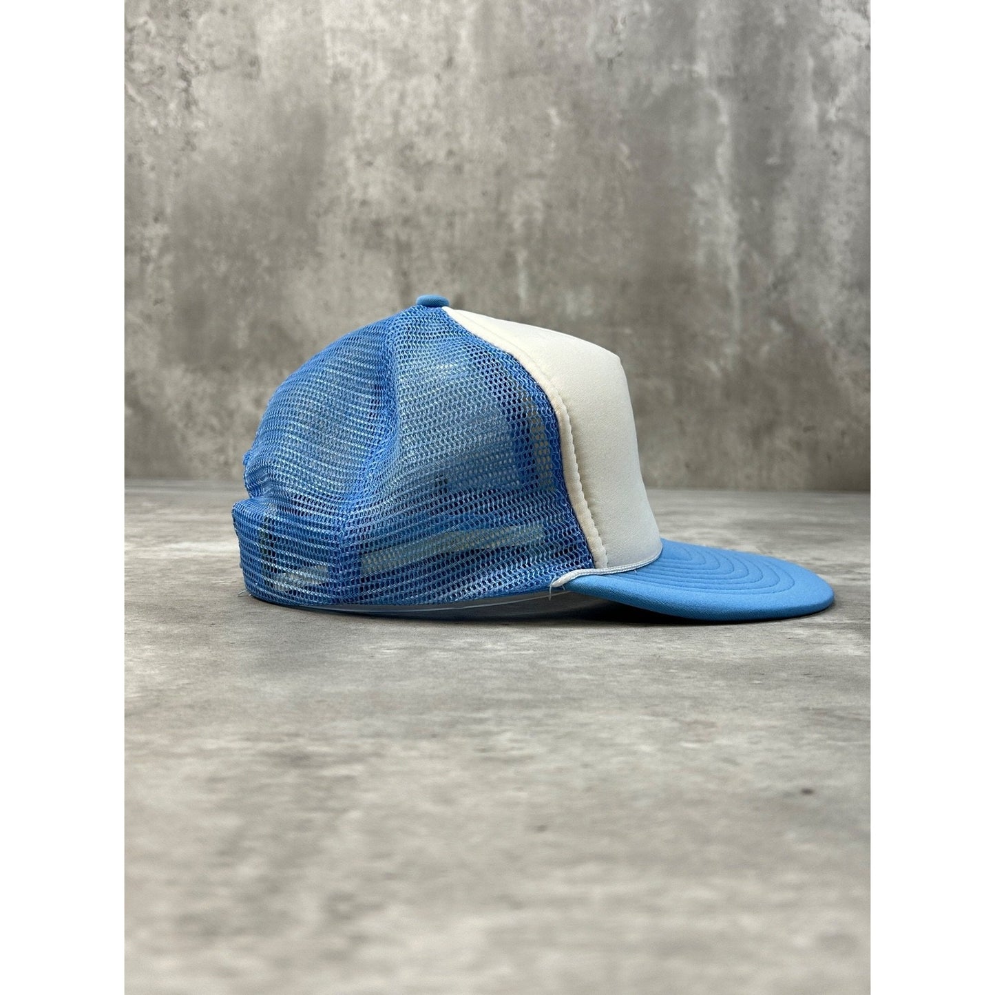 Vintage 80s/90s Blank Two Tone Trucker Snapback Hat OSFA