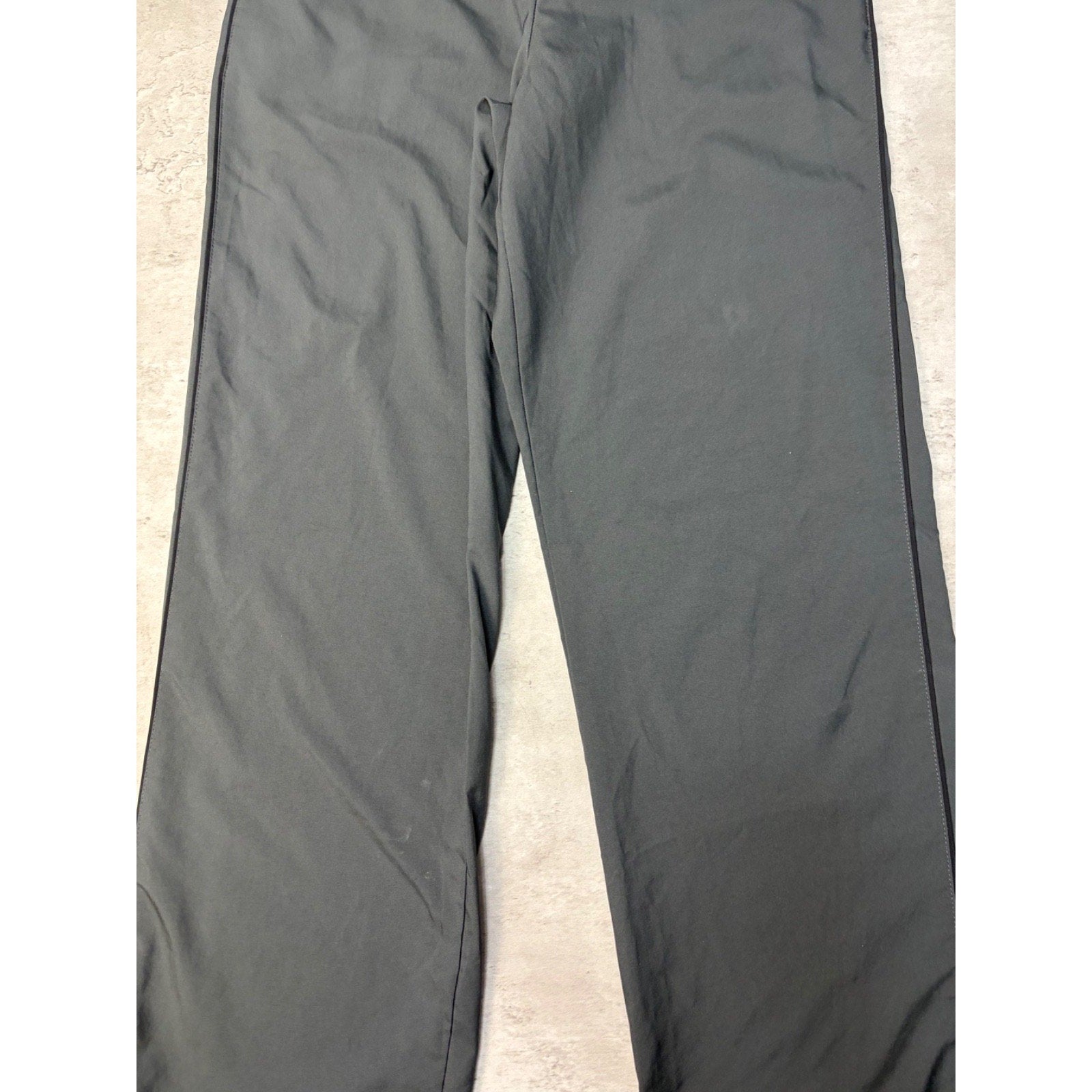 Nike Fit Embroidered Swoosh Spellout Logo Nylon Track Pants Size Medium YOUTH