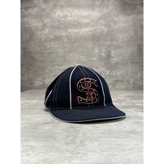 Chicago White Sox MLB Embroidered Retro Logo Baseball Fitted Hat 7 1/2