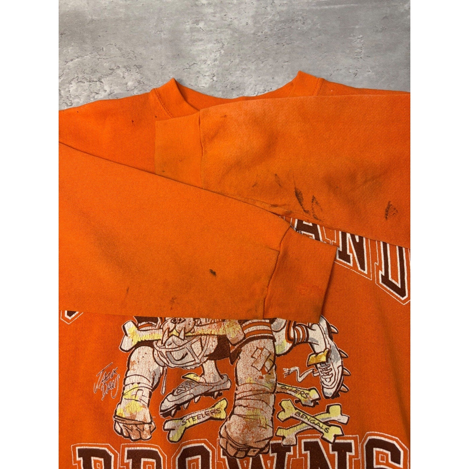 Vintage Cleveland Browns NFL Bulldog Spellout Graphic Sweatshirt Size Large