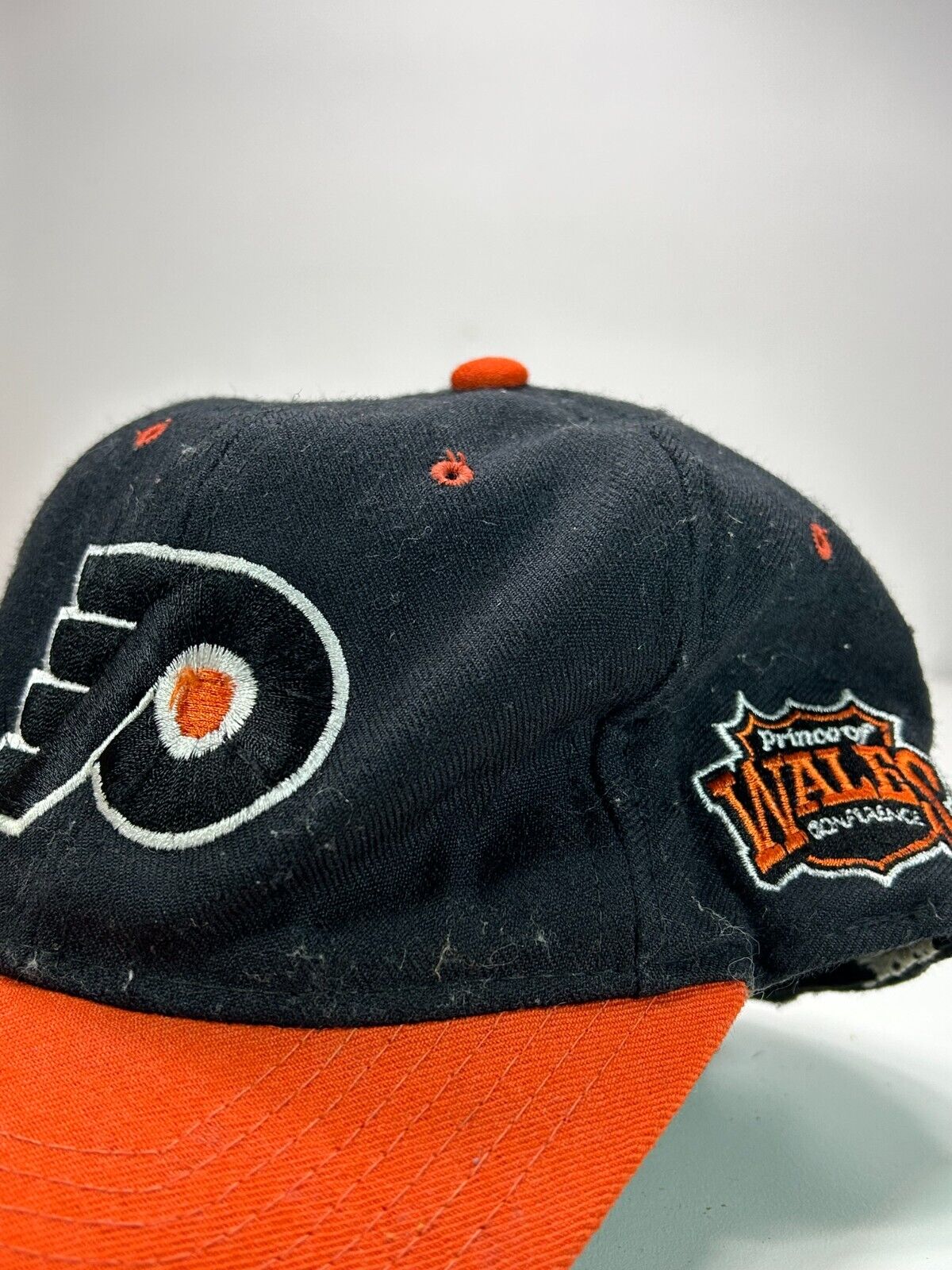 Vintage 90s Philadelphia Flyers NHL Starter Plain Logo Fitted Hat OSFA Black