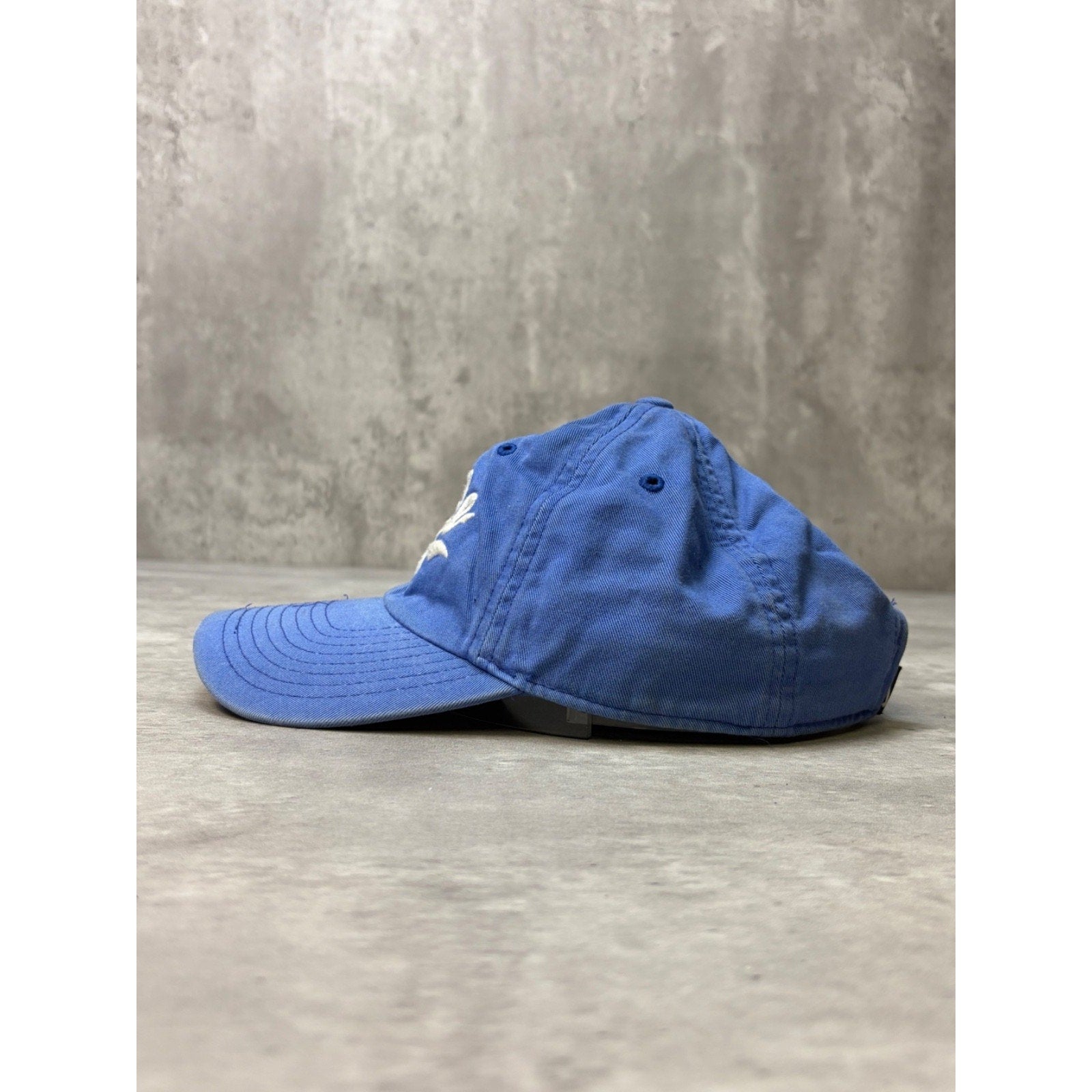 Vintage Nike Embroidered Script Spellout Strapback Hat OSFA