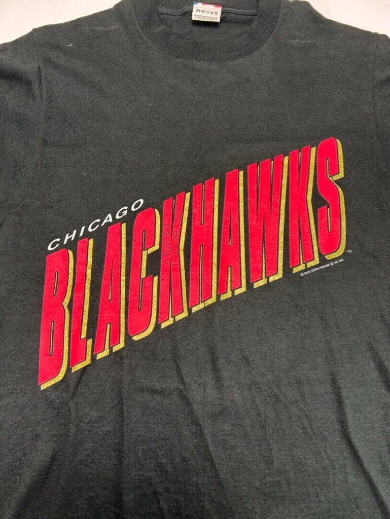 Vintage 1988 Chicago Blackhawks NHL Spellout Graphic T-Shirt Size Medium