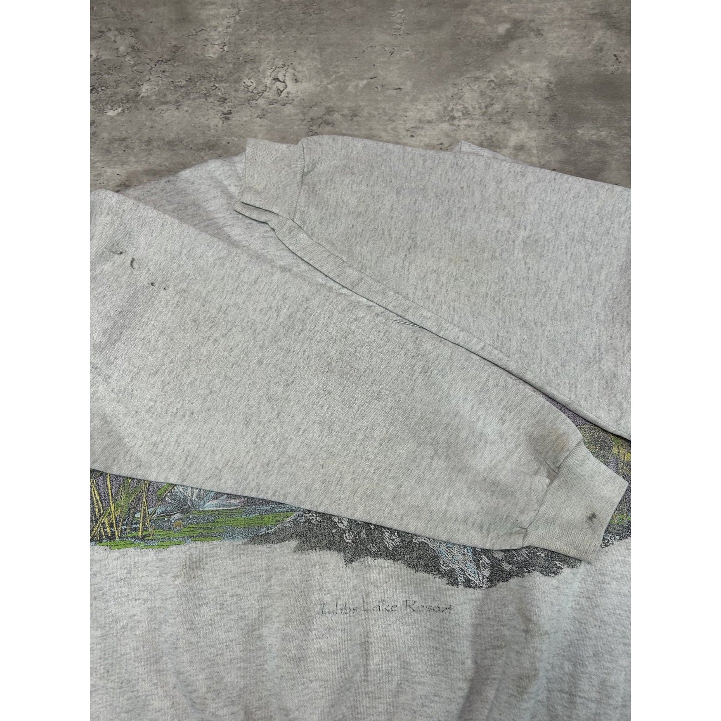 Vintage 90s Bass Fishing Nature Animal Graphic Sweatshirt Size Large