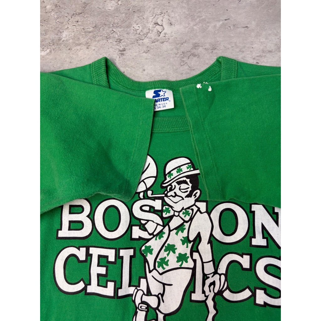 Vintage 90s Boston Celtics NBA Spellout Logo Graphic T-Shirt Size Small YOUTH