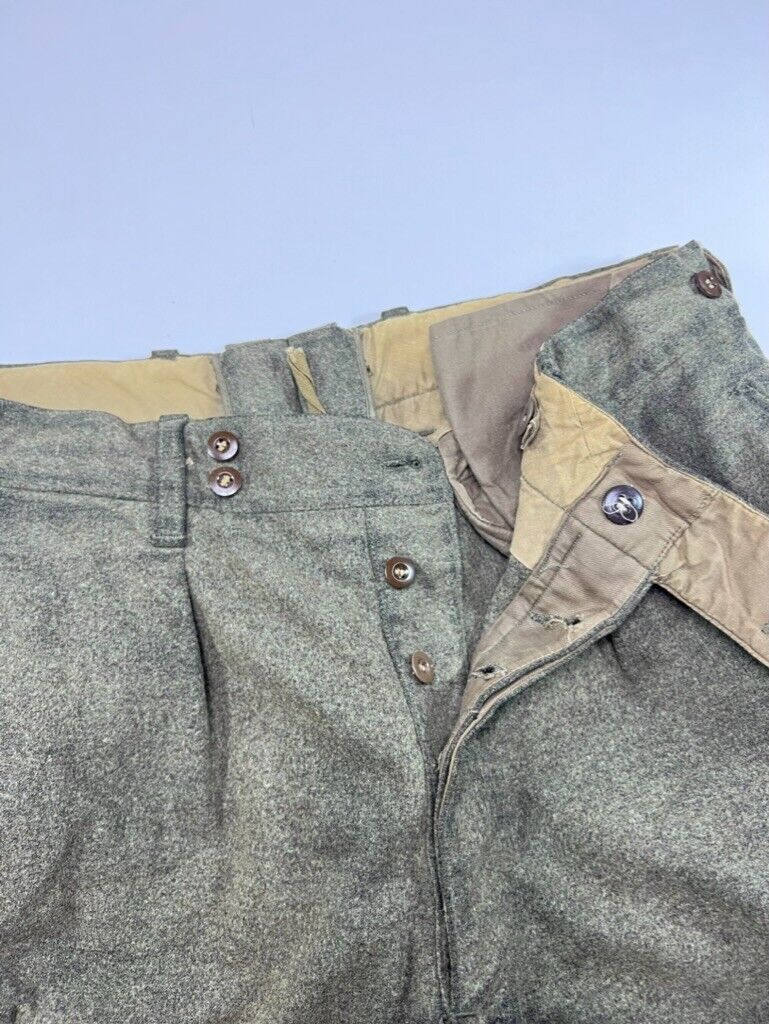 Vintage 1992 Military Issue K. Begmann Cargo Pocket Wool Pants Size 36