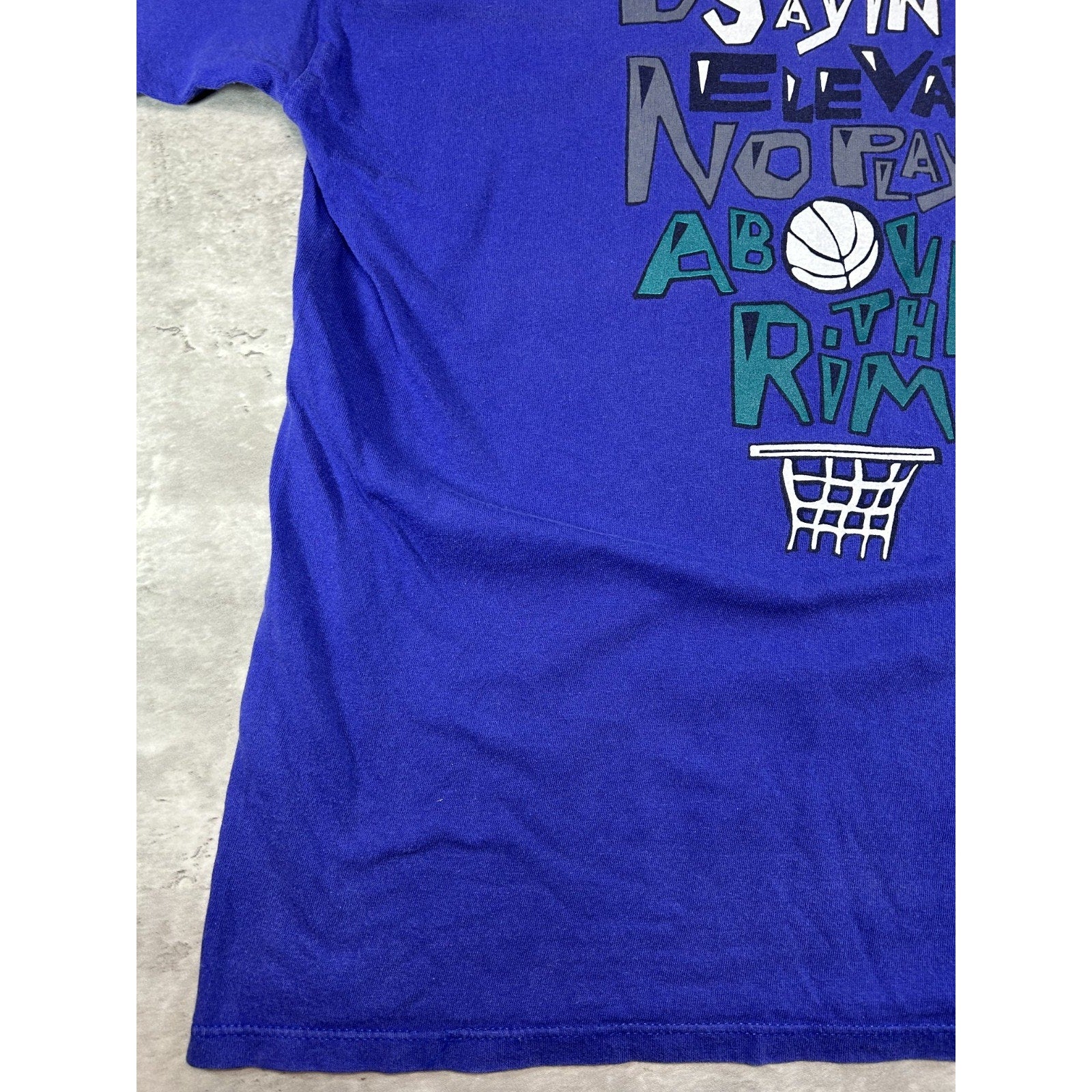Vintage 90s Above The Rim Slammin Jammin Basketball Slogan T-Shirt Size Large