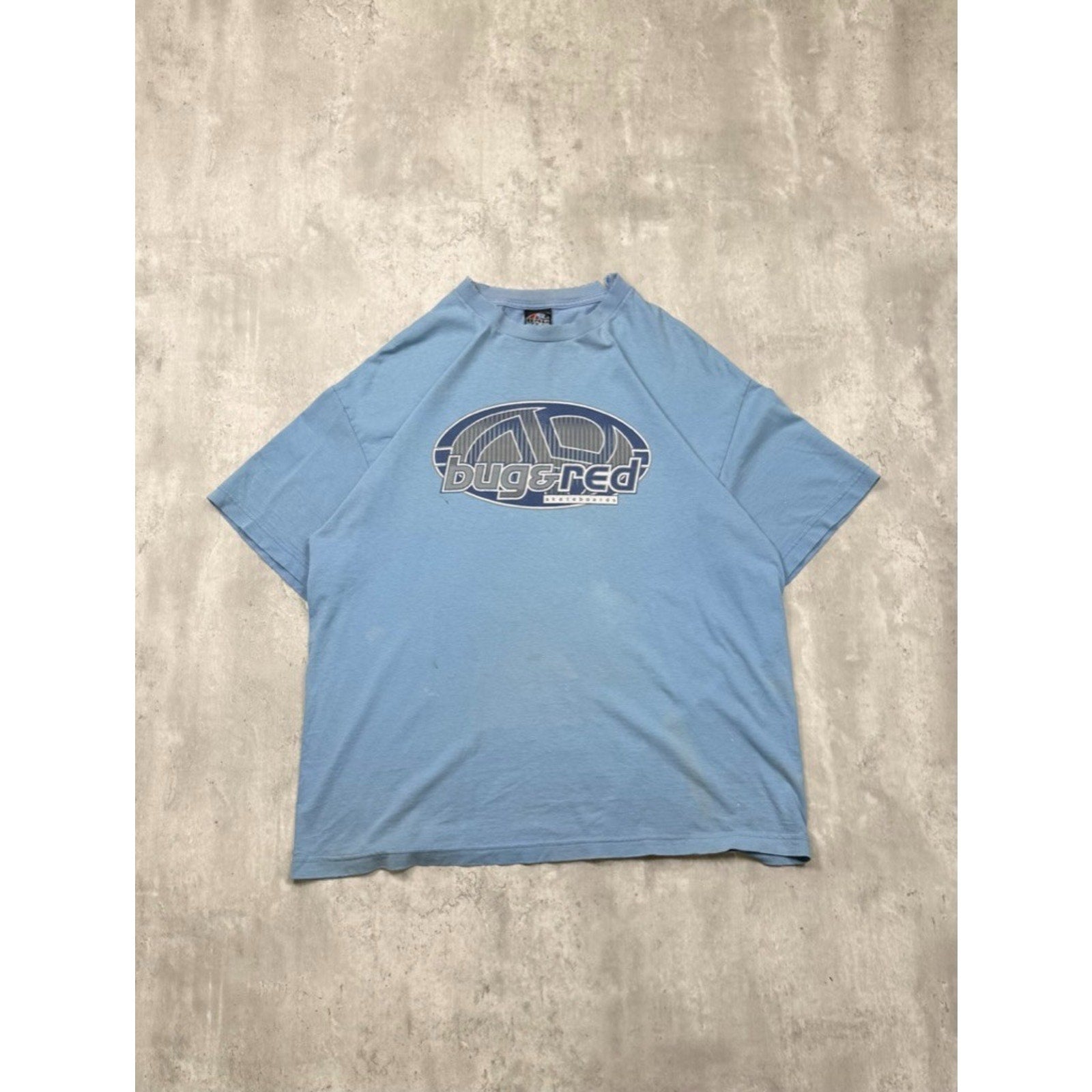 Vintage Y2K Bug & Red Skateboards Graphic Spellout T-Shirt Size XL