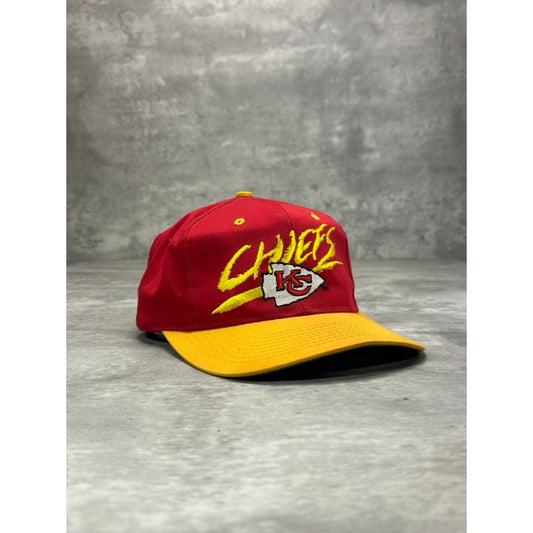 Vintage 90s Kansas City Chiefs NFL Embroidered Spellout Snapback Hat OSFA Red