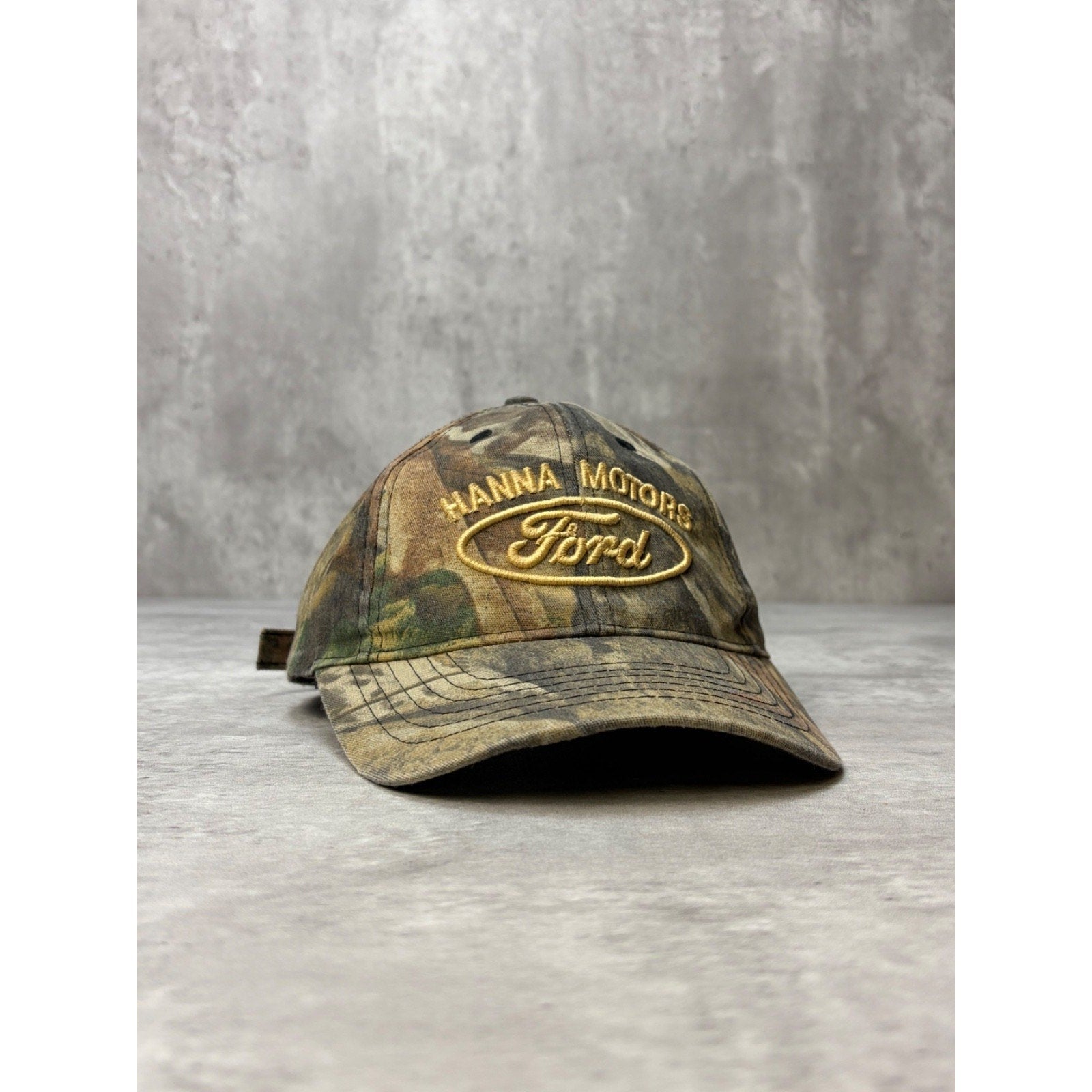 Vintage Ford Hanna Motors Embroidered Logo Camo Strapback Hat OSFA