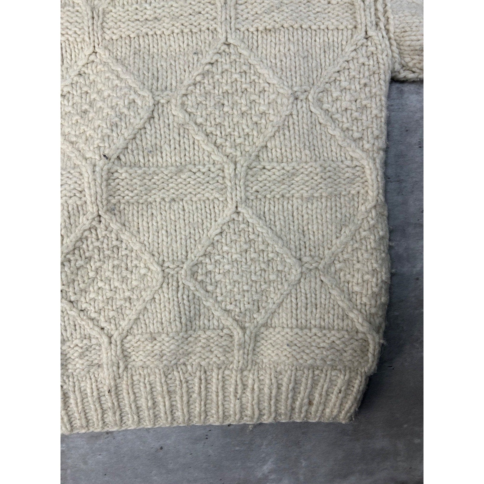 Vintage 80s/90s Cable Knit Diamond Print 1/4 Button Pullover Sweater Size Large