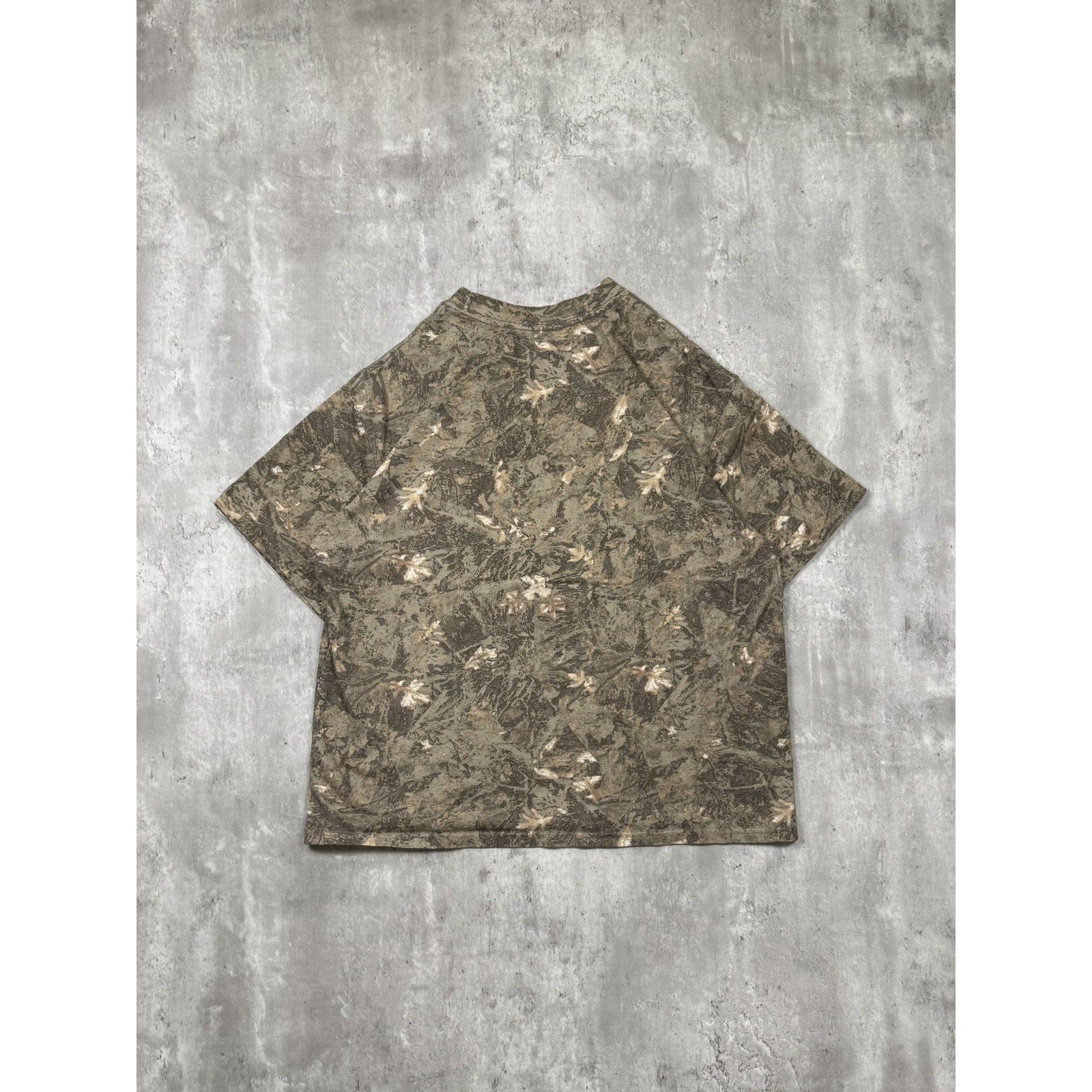 Vintage Arizona Jean Co Tree Camo Boxy Fit Hunting T-Shirt Size Large