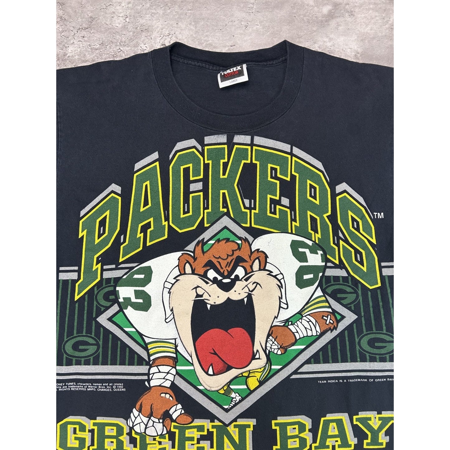 Vintage 1992 Green Bay Packers NFL Looney Tunes Taz Big Graphic T-Shirt Sz Large