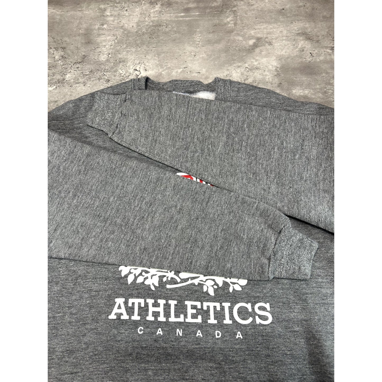 Vintage Roots Athletics Classic Logo Graphic Crewneck Sweatshirt Size XL