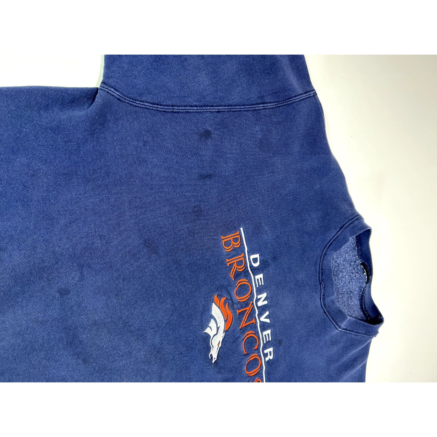 Vintage Denver Broncos NFL Embroidered Spell Out Sweatshirt Size Large