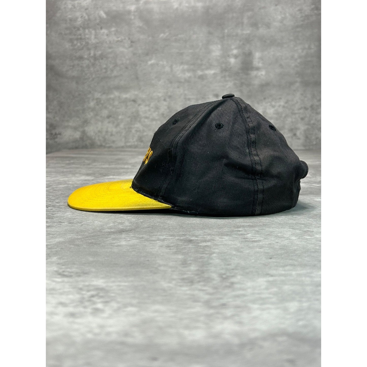 Vintage 90s Pittsburgh Steelers NFL Embroidered Spellout Snapback Hat OSFA