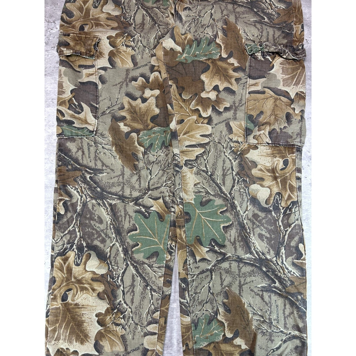 Vintage 90s Advantage Tree Camo Hunting Cargo Pants Size 34