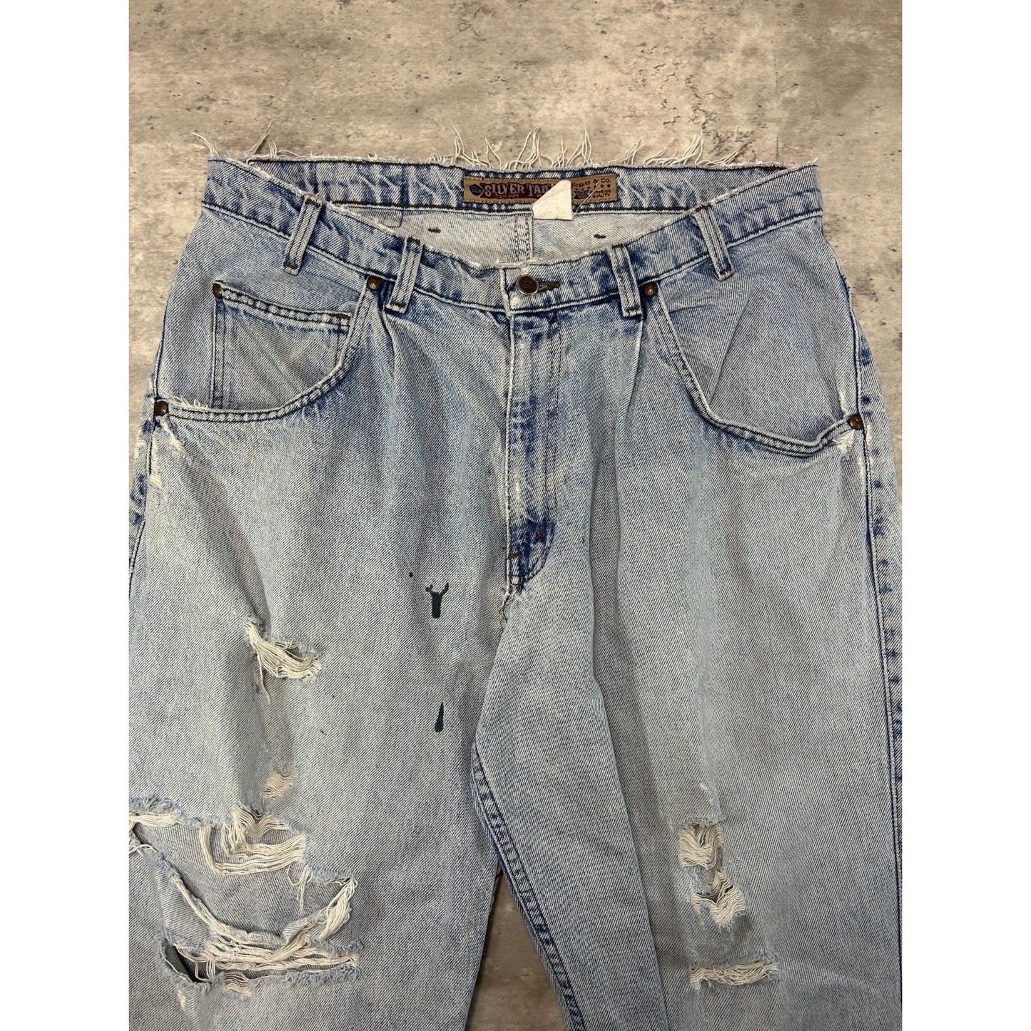 Vintage Y2K Levis Silvertab Baggy Fit Light Wash Distressed Denim Pants Size 35