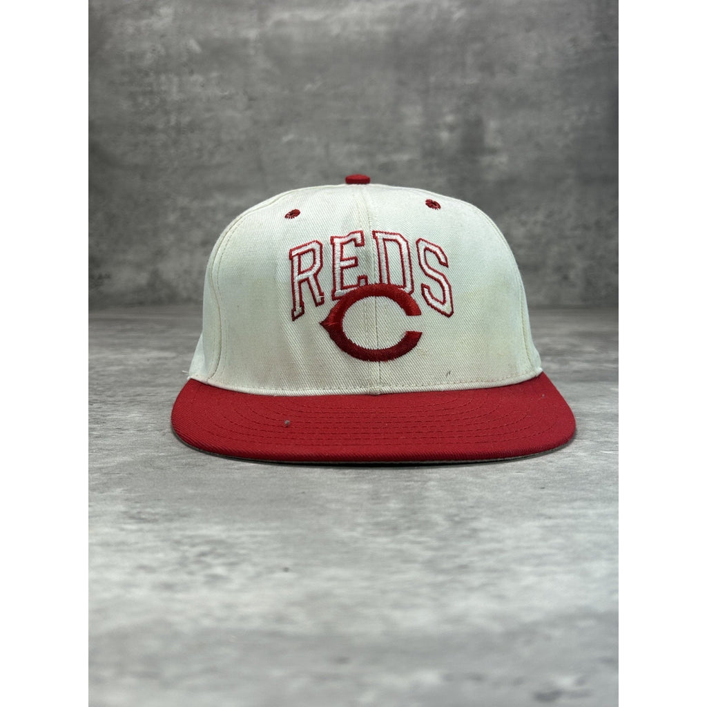 Vintage 90s Cincinnati Reds MLB Embroidered Spellout Logo Snapback Hat OSFA